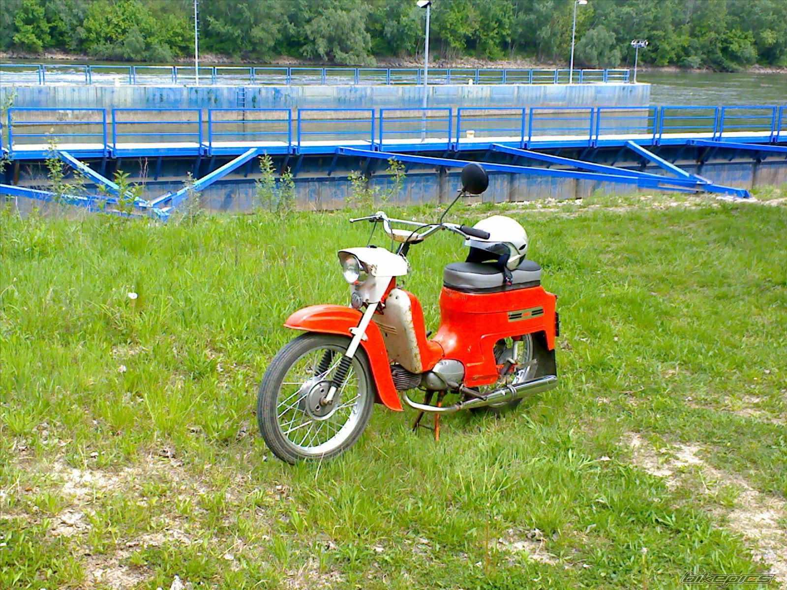 Photo 2198050