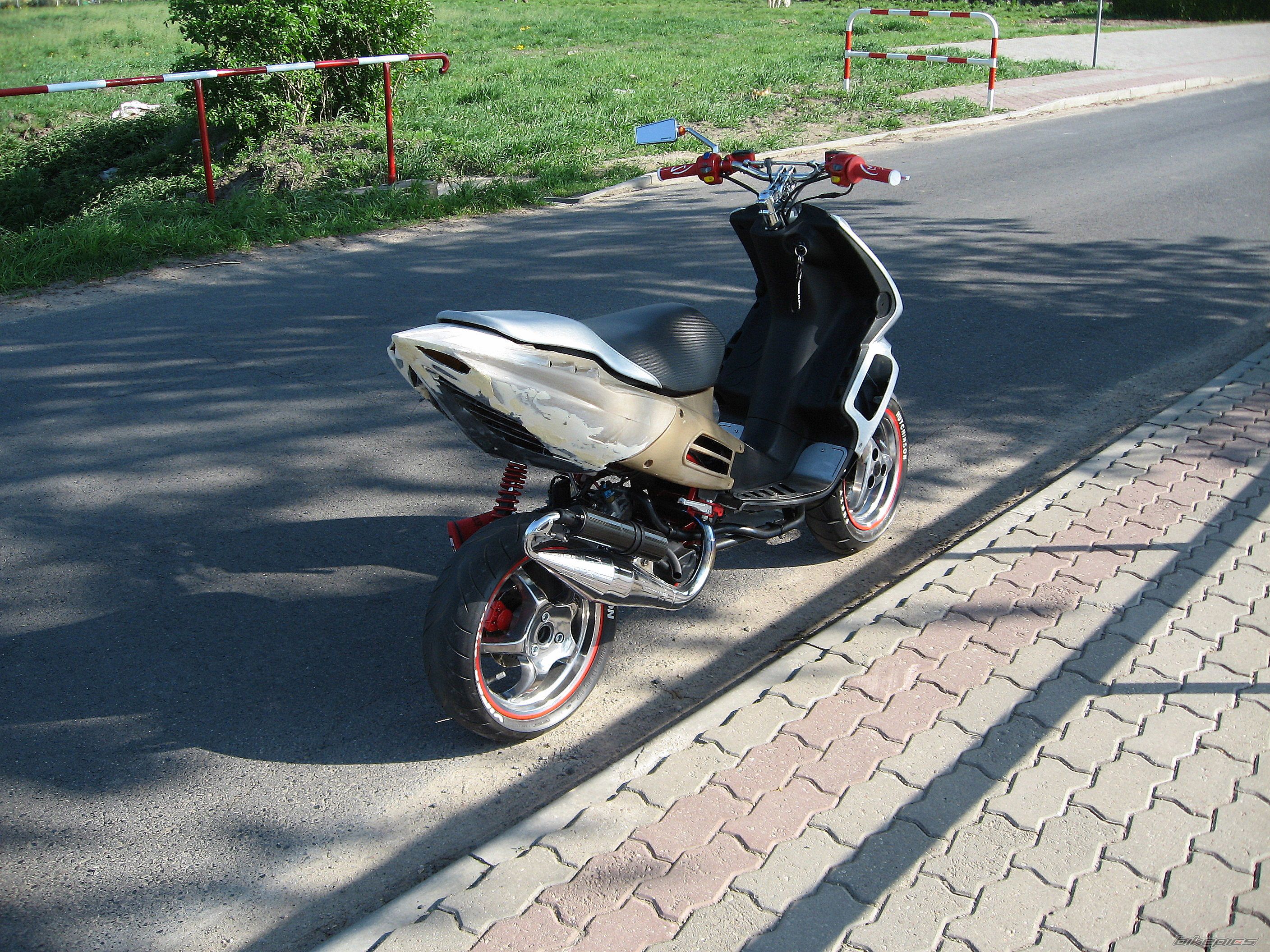 Photo 2198081
