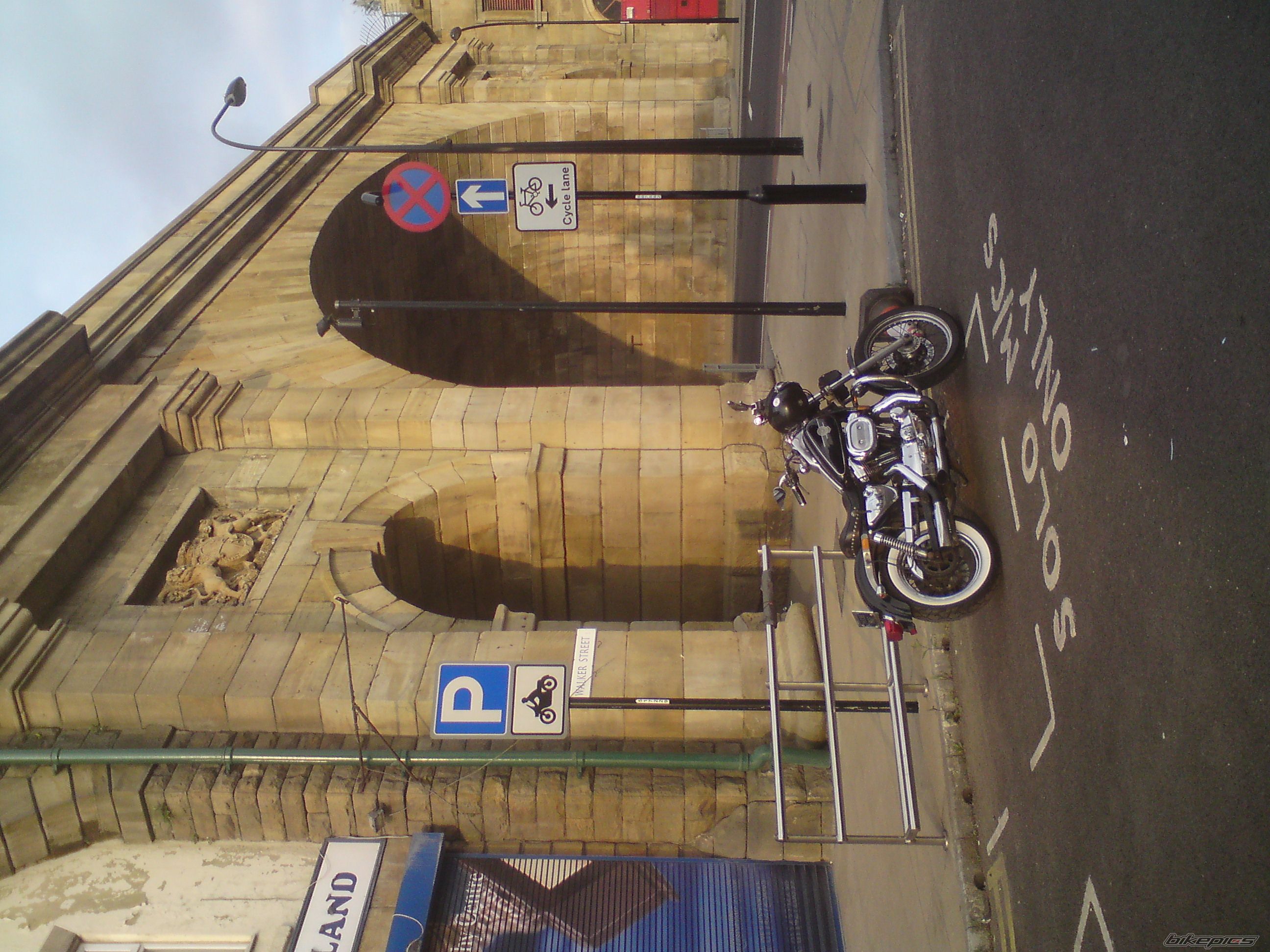 Photo 2198085