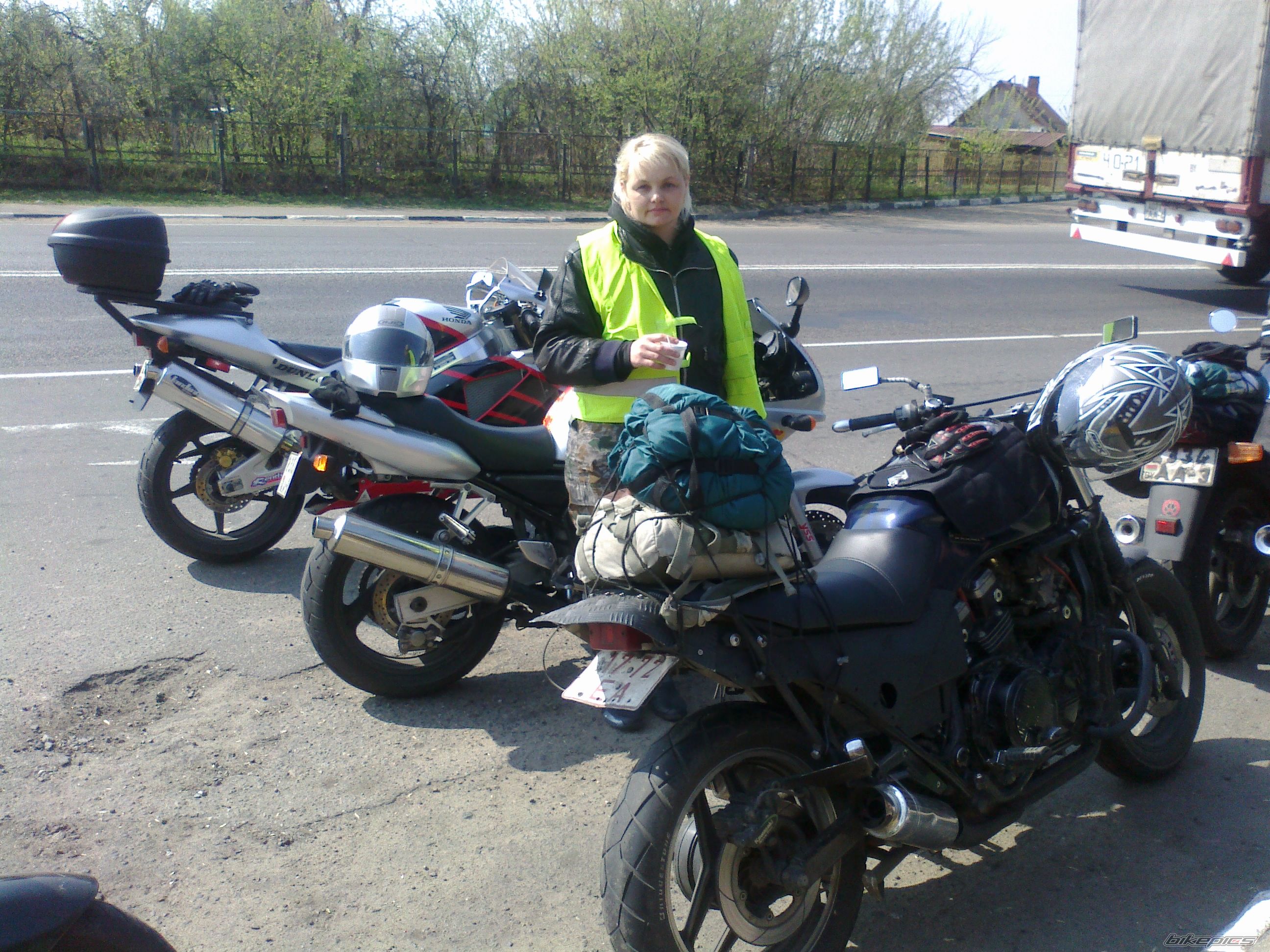 Photo 2198176