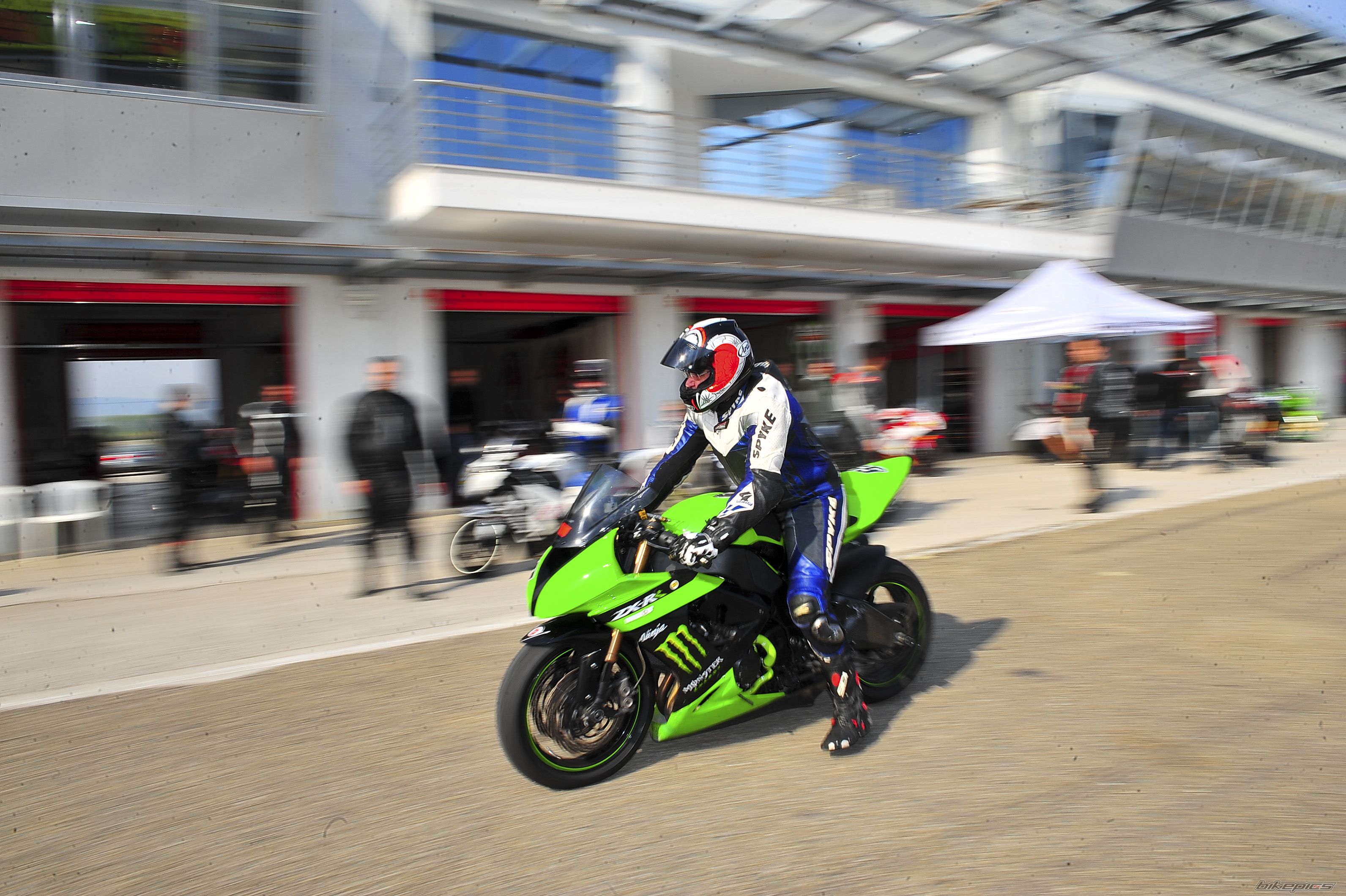 Bike Photo 2198177