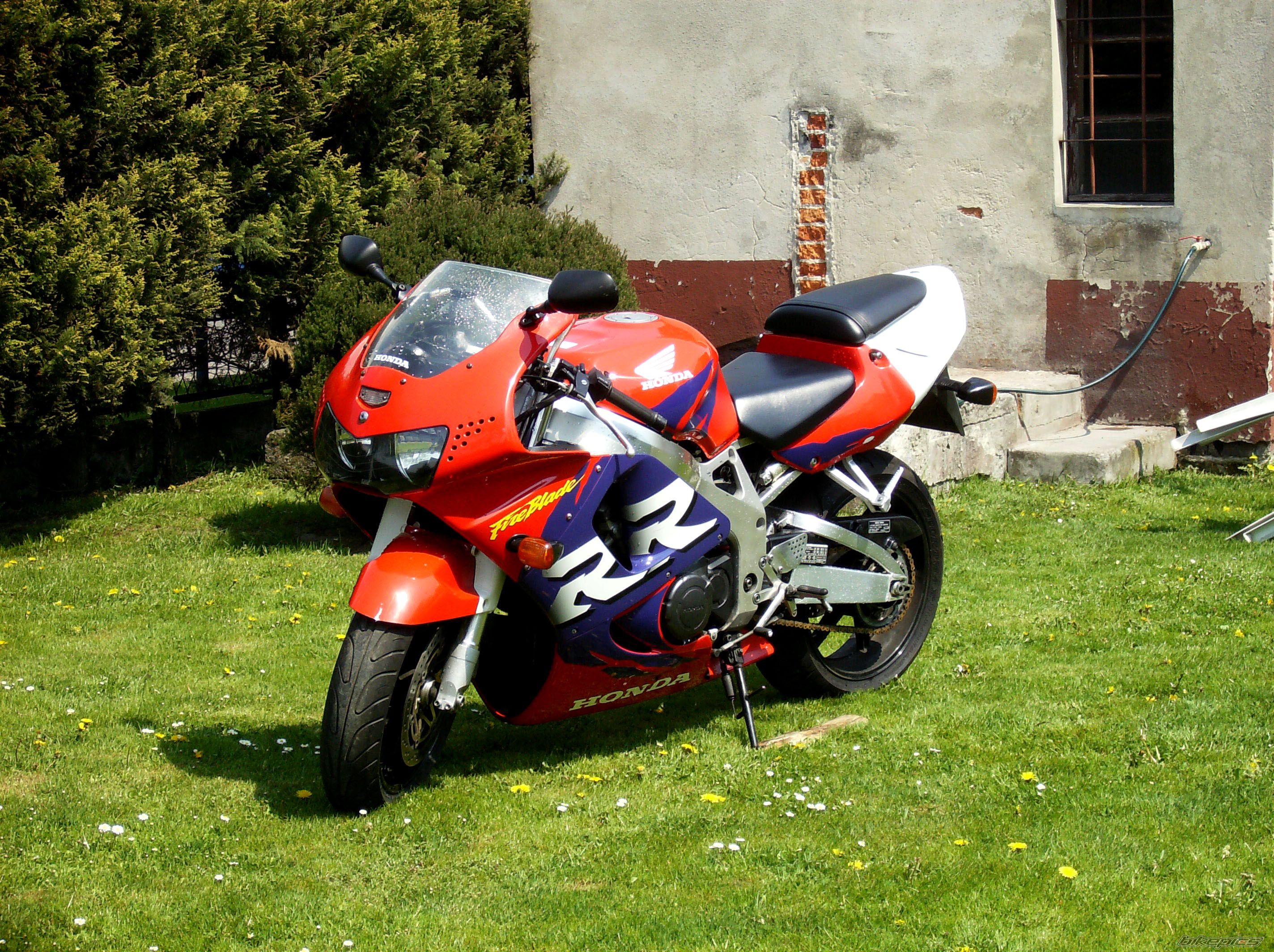 Photo 2198203