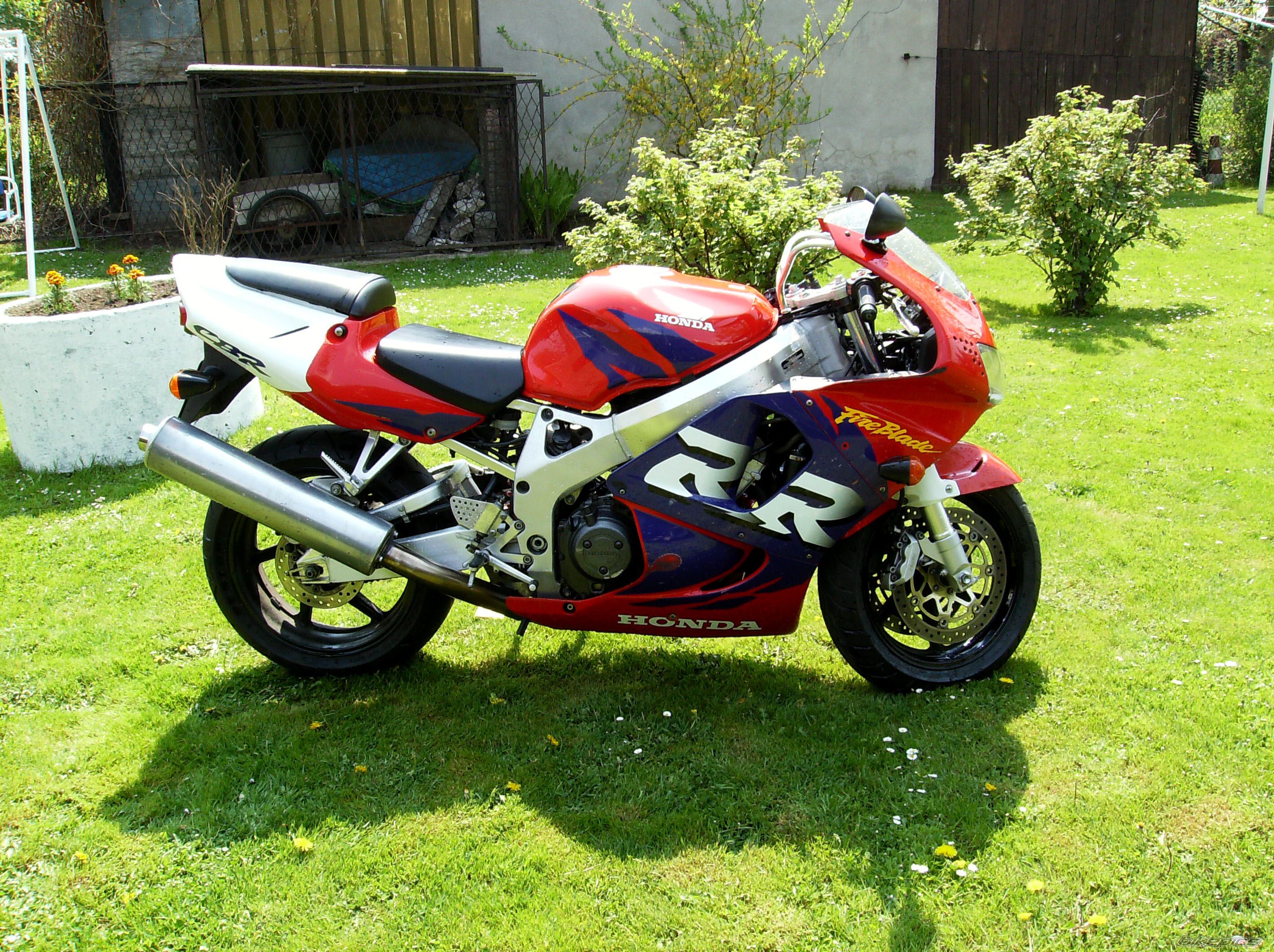 Photo 2198205