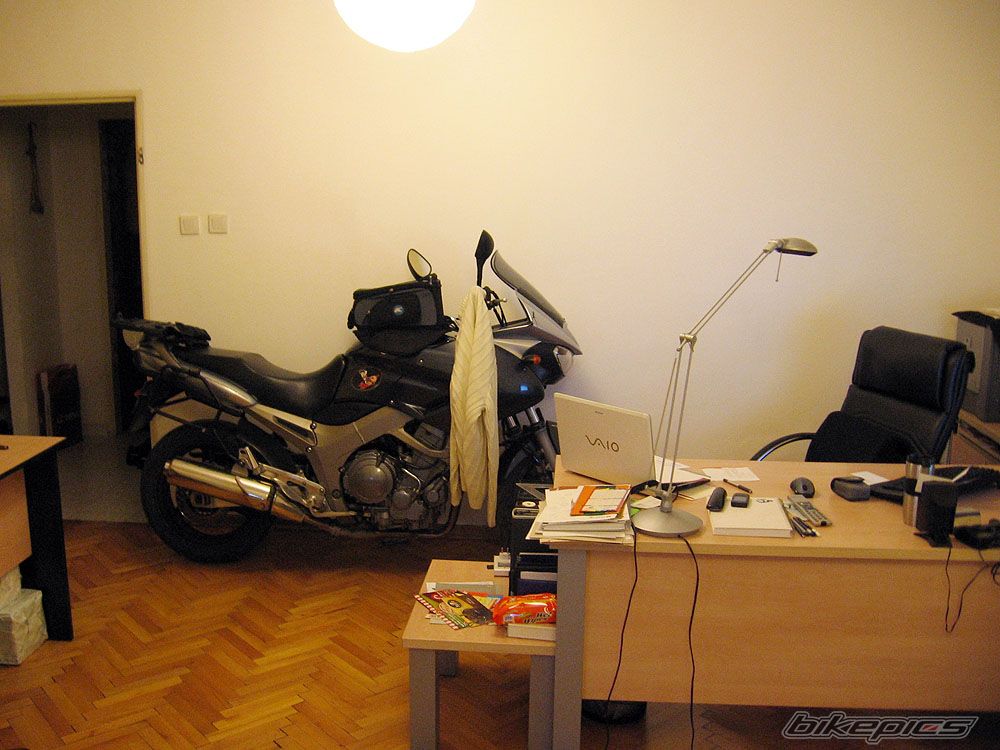 Photo 2198355
