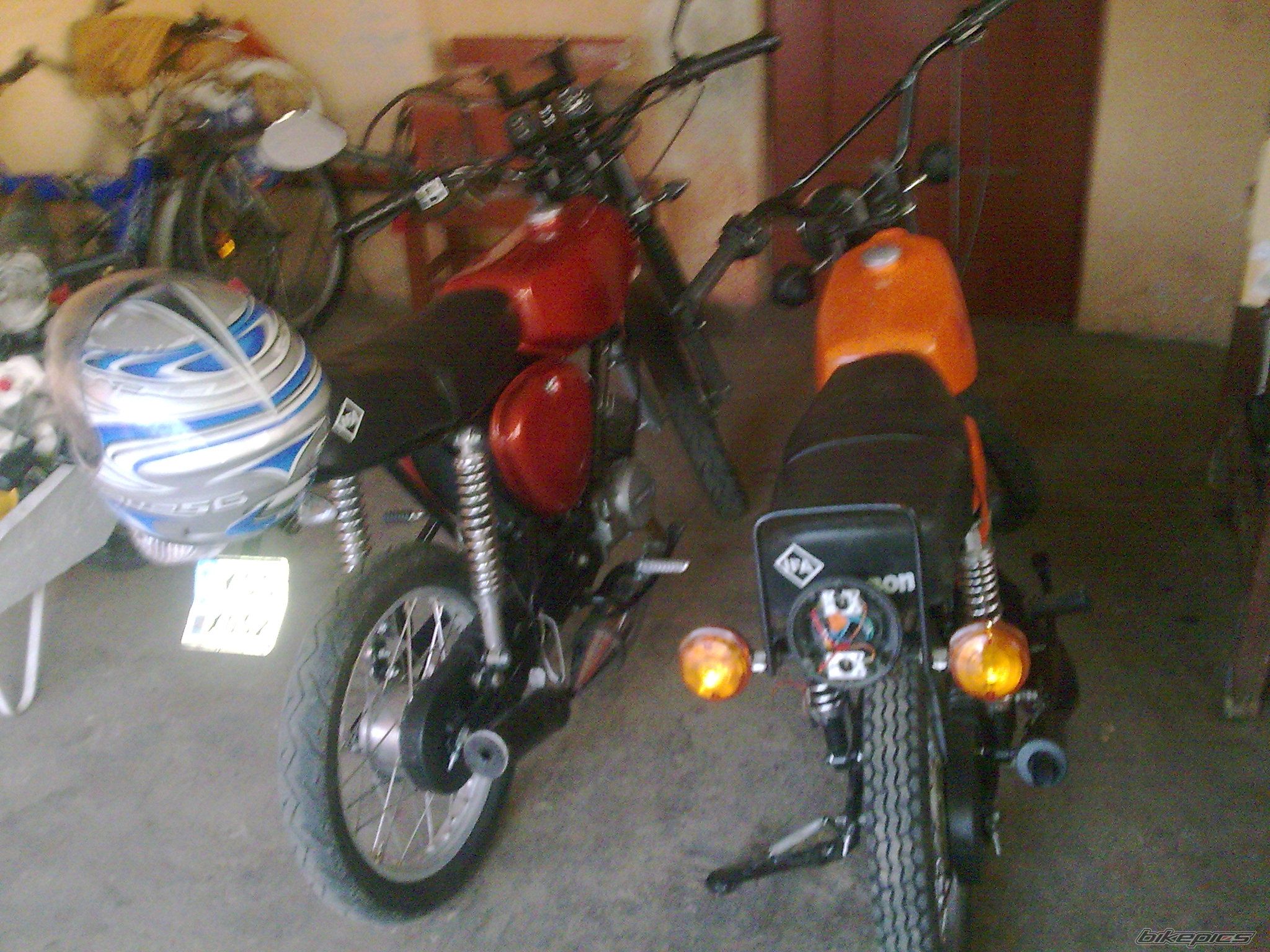 Photo 2198631