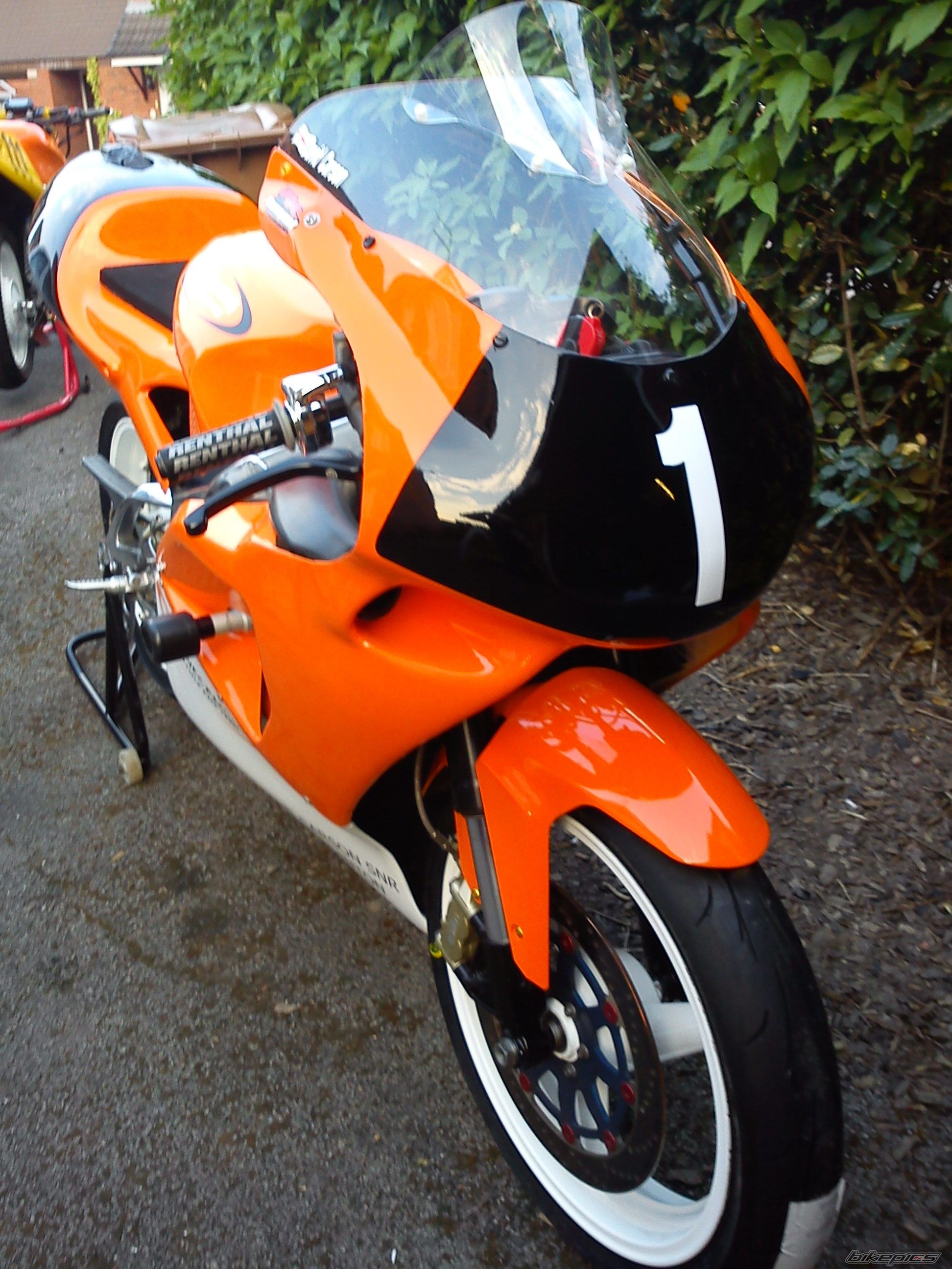 Photo 2198640