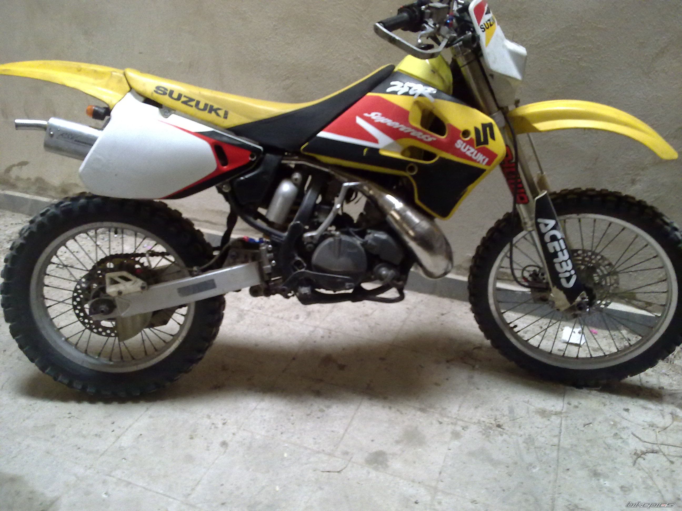 Photo 2198644