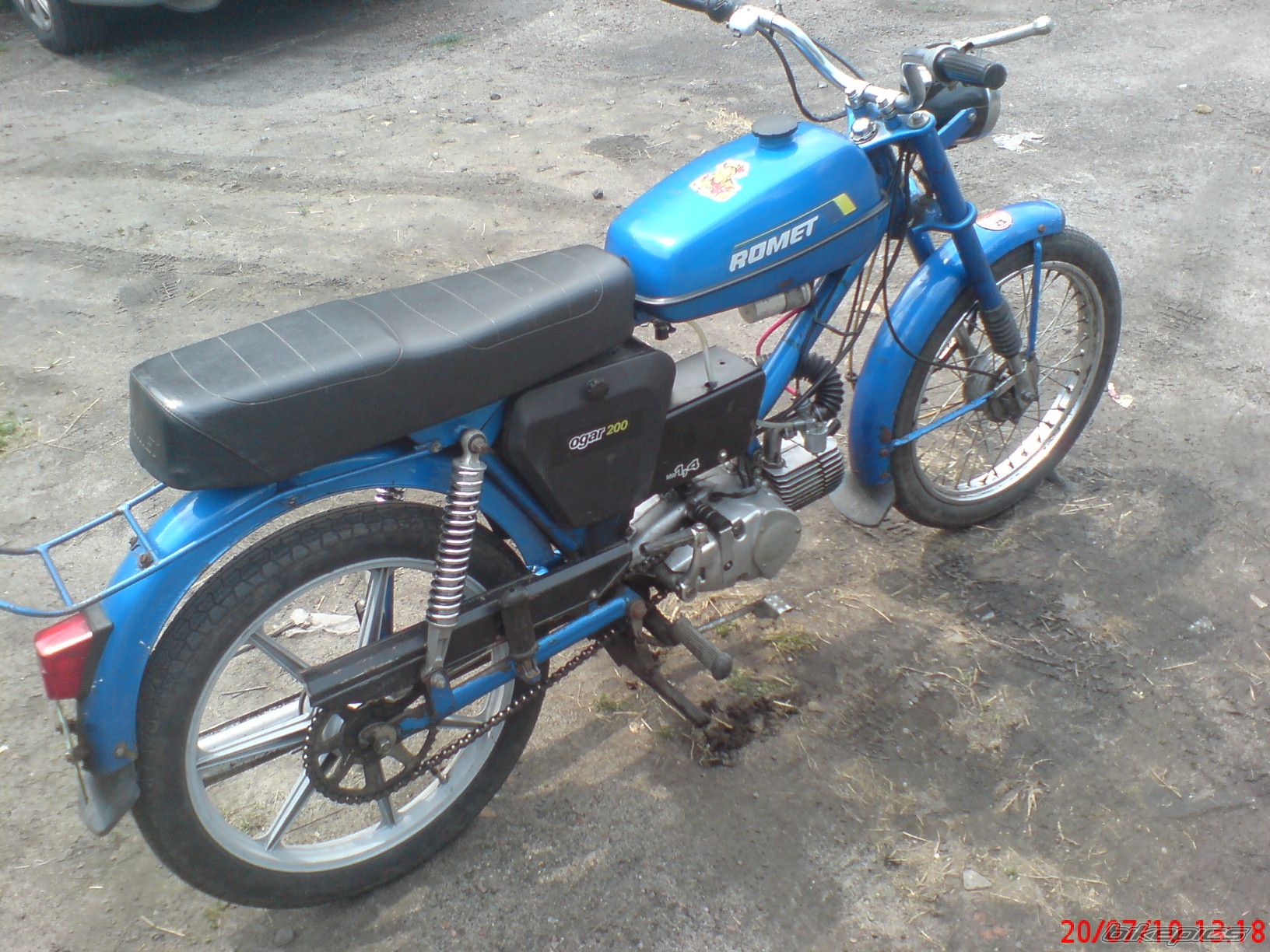 Photo 2198945