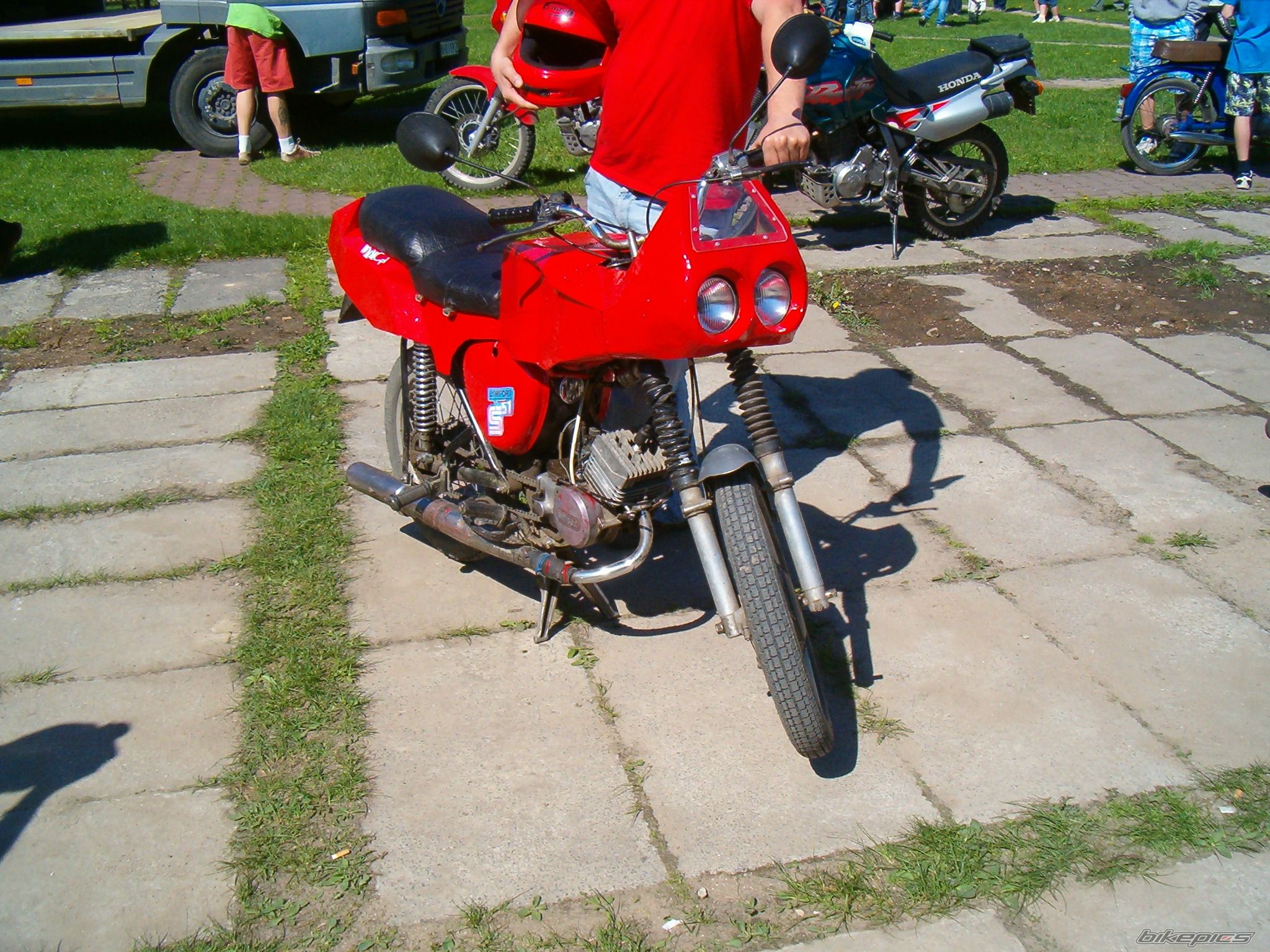Photo 2199235