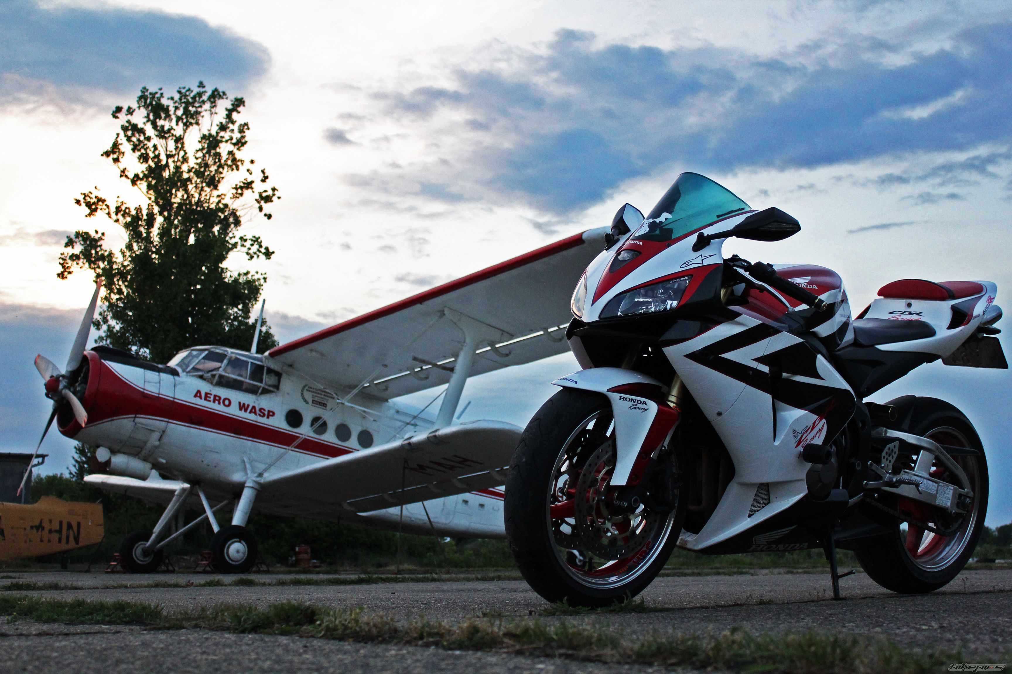 Bike Photo 2199704