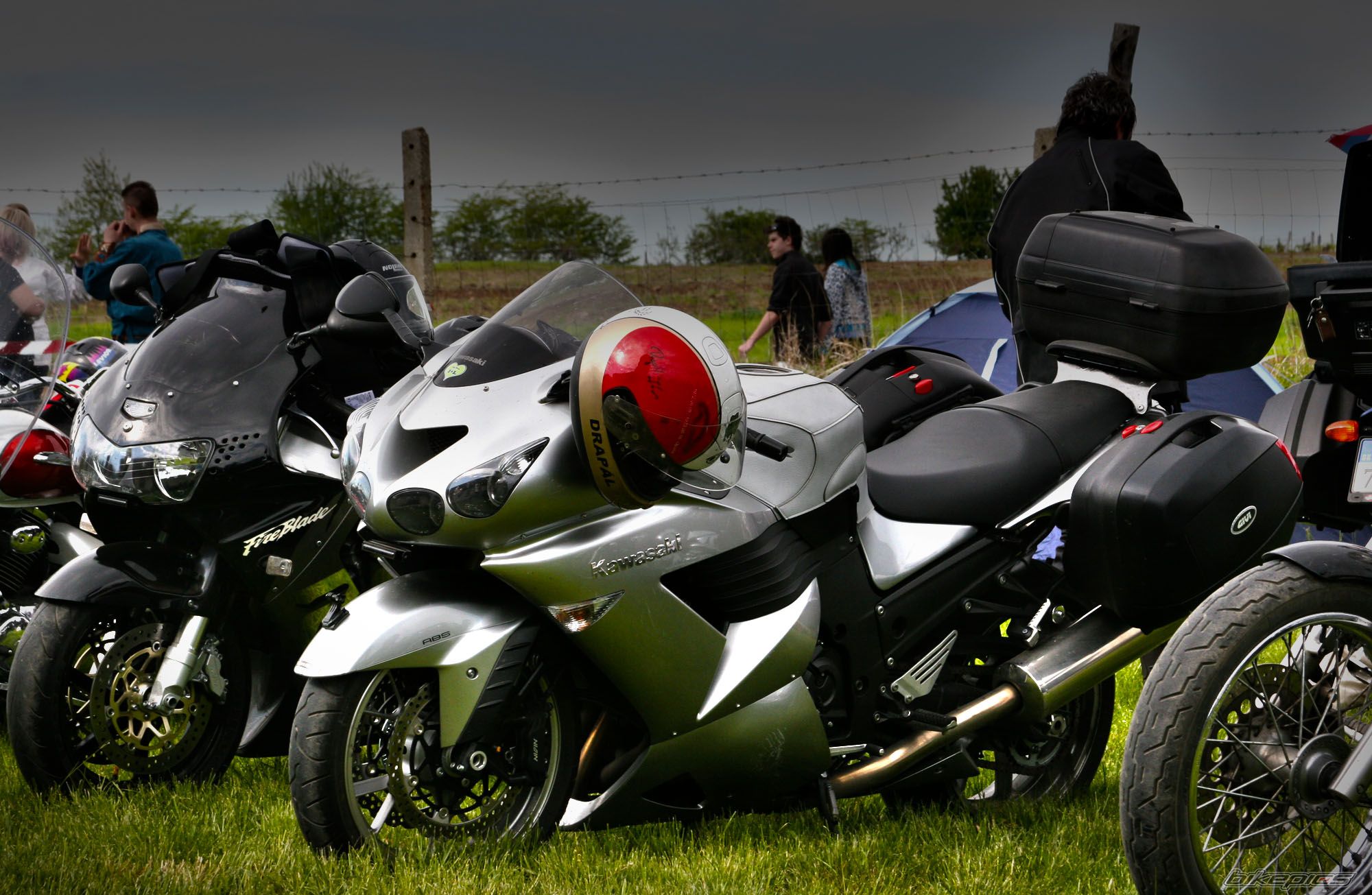 Photo 2203293