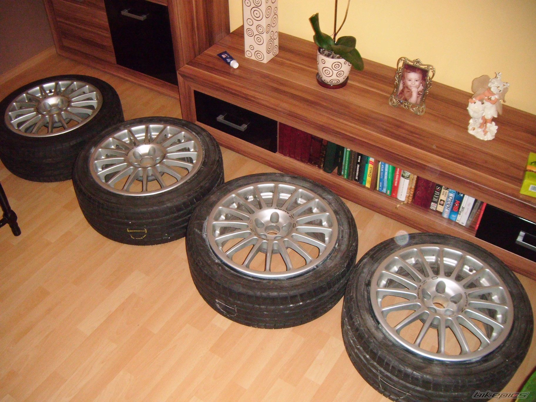 Photo 2203334