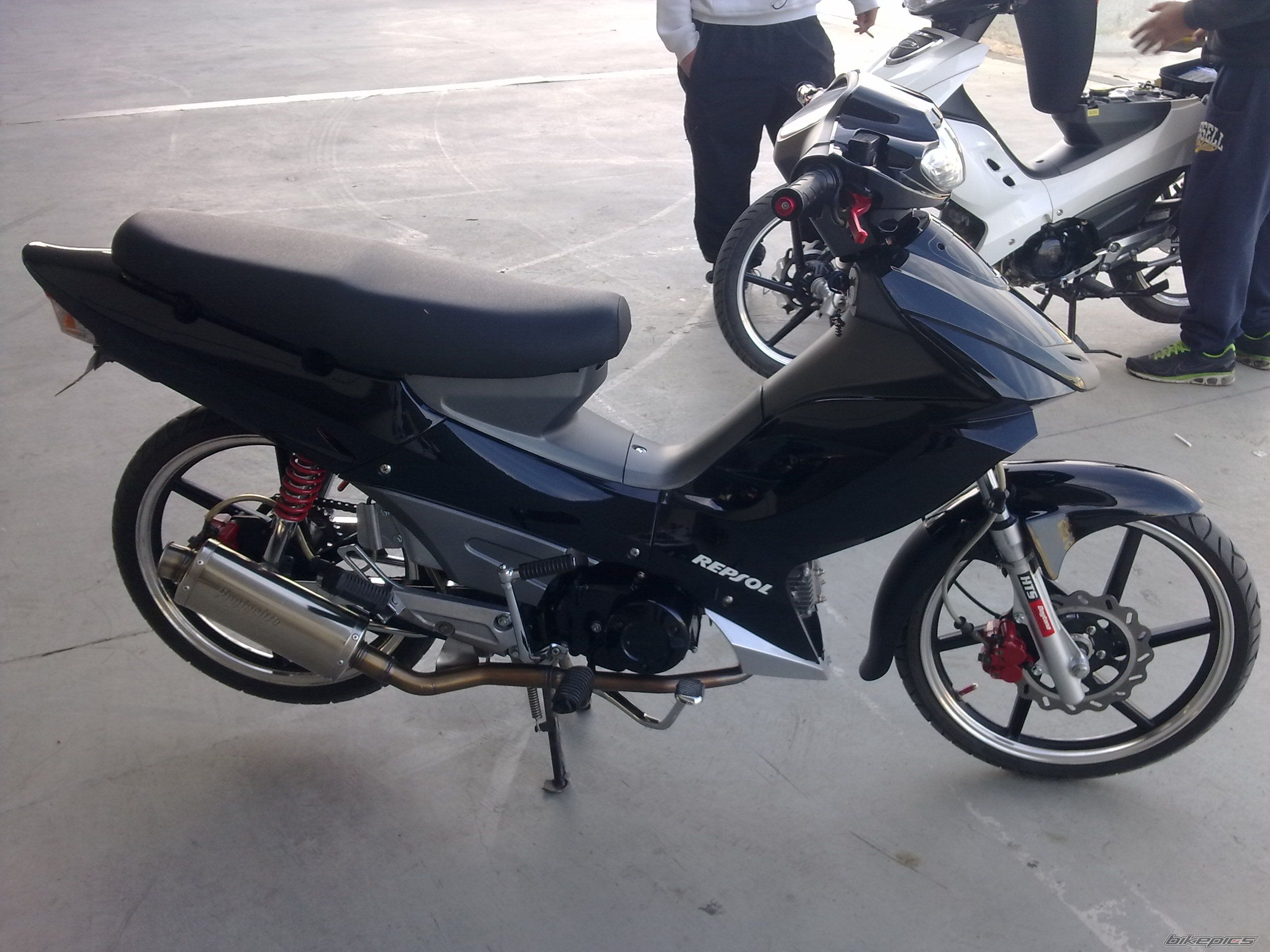Photo 2203455
