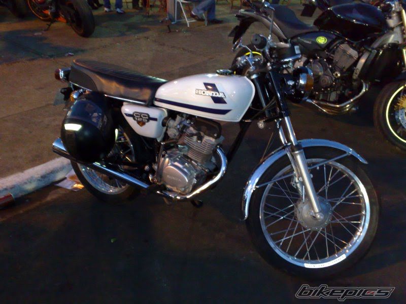 Photo 2203561