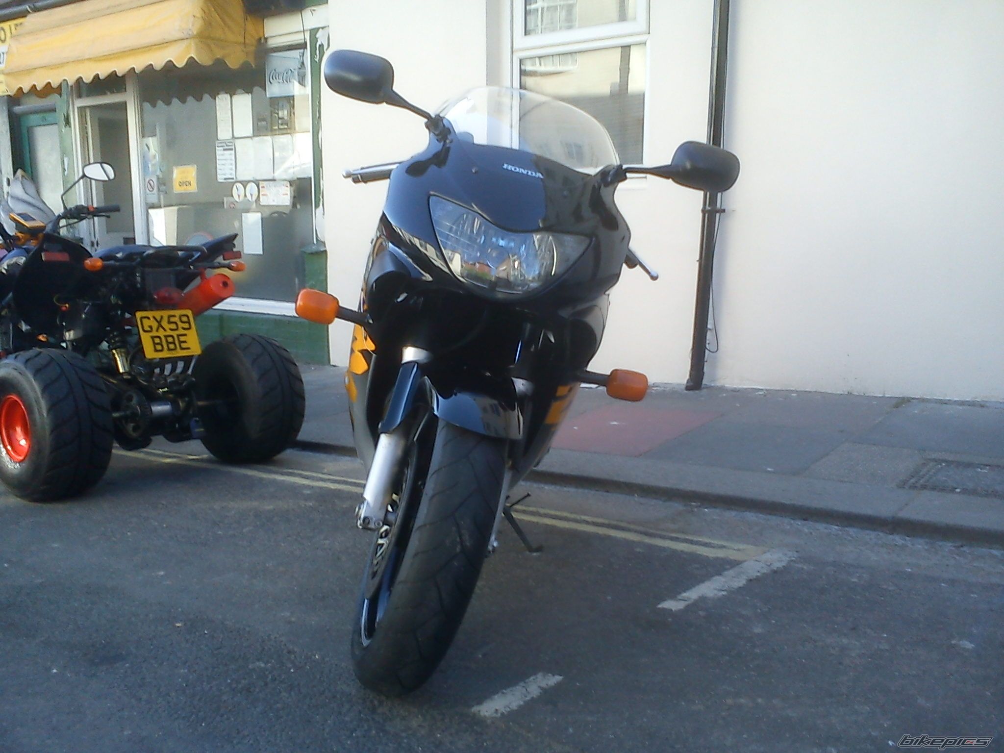 Photo 2203676