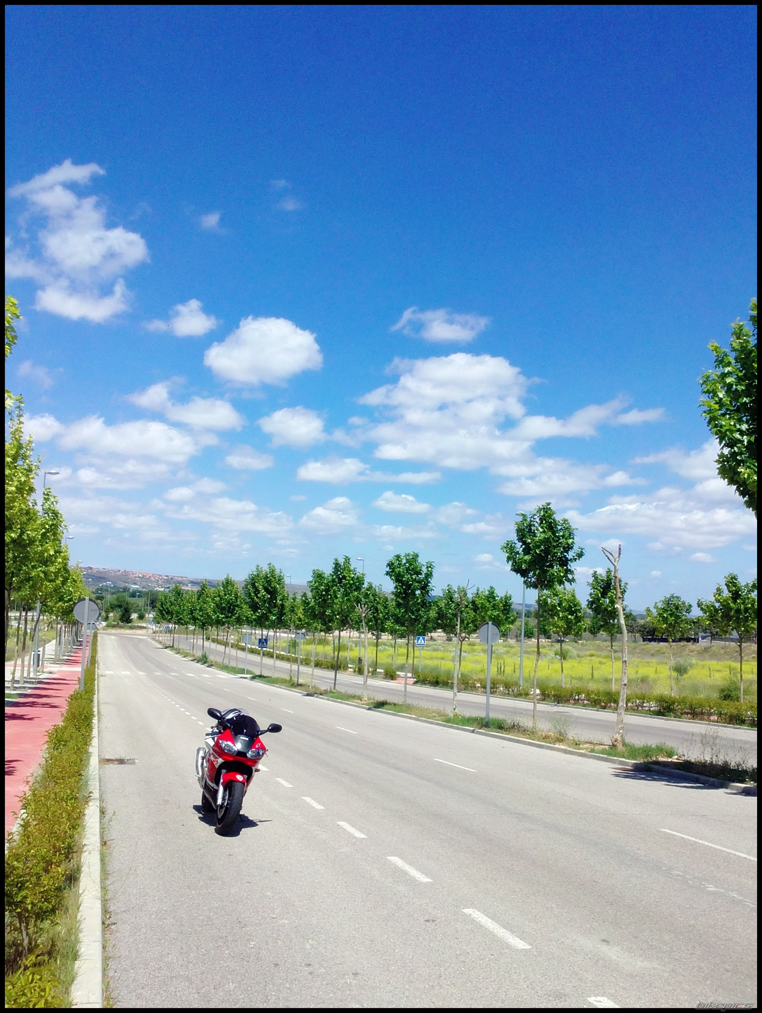Photo 2203758