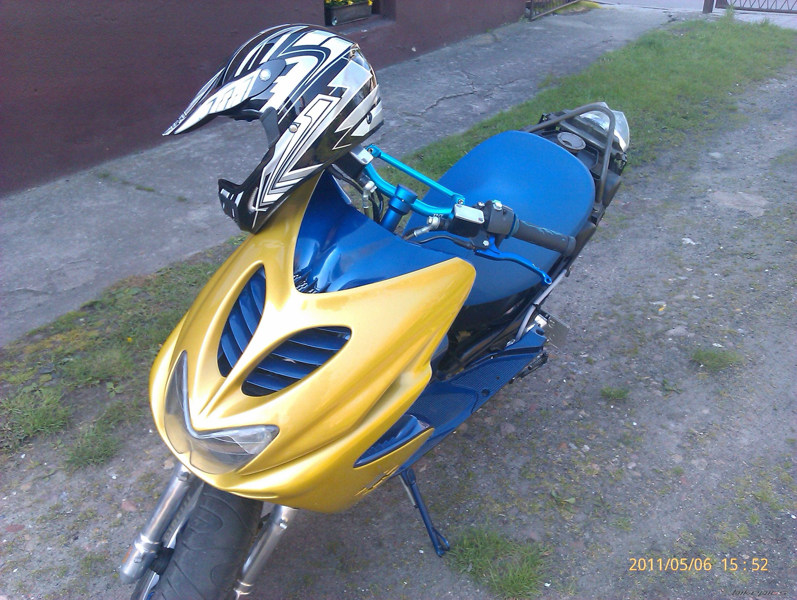 Photo 2203852