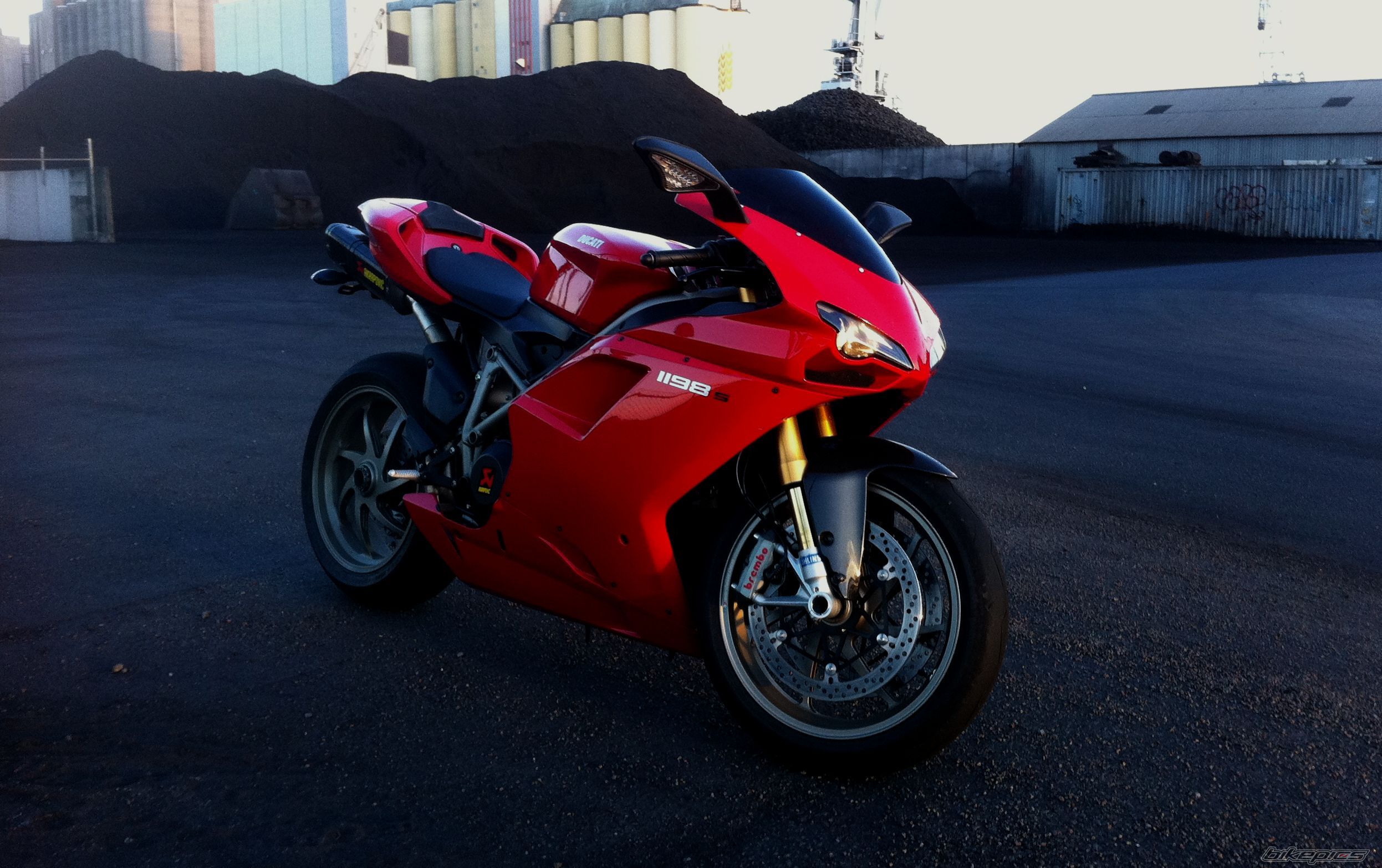 Photo 2203855