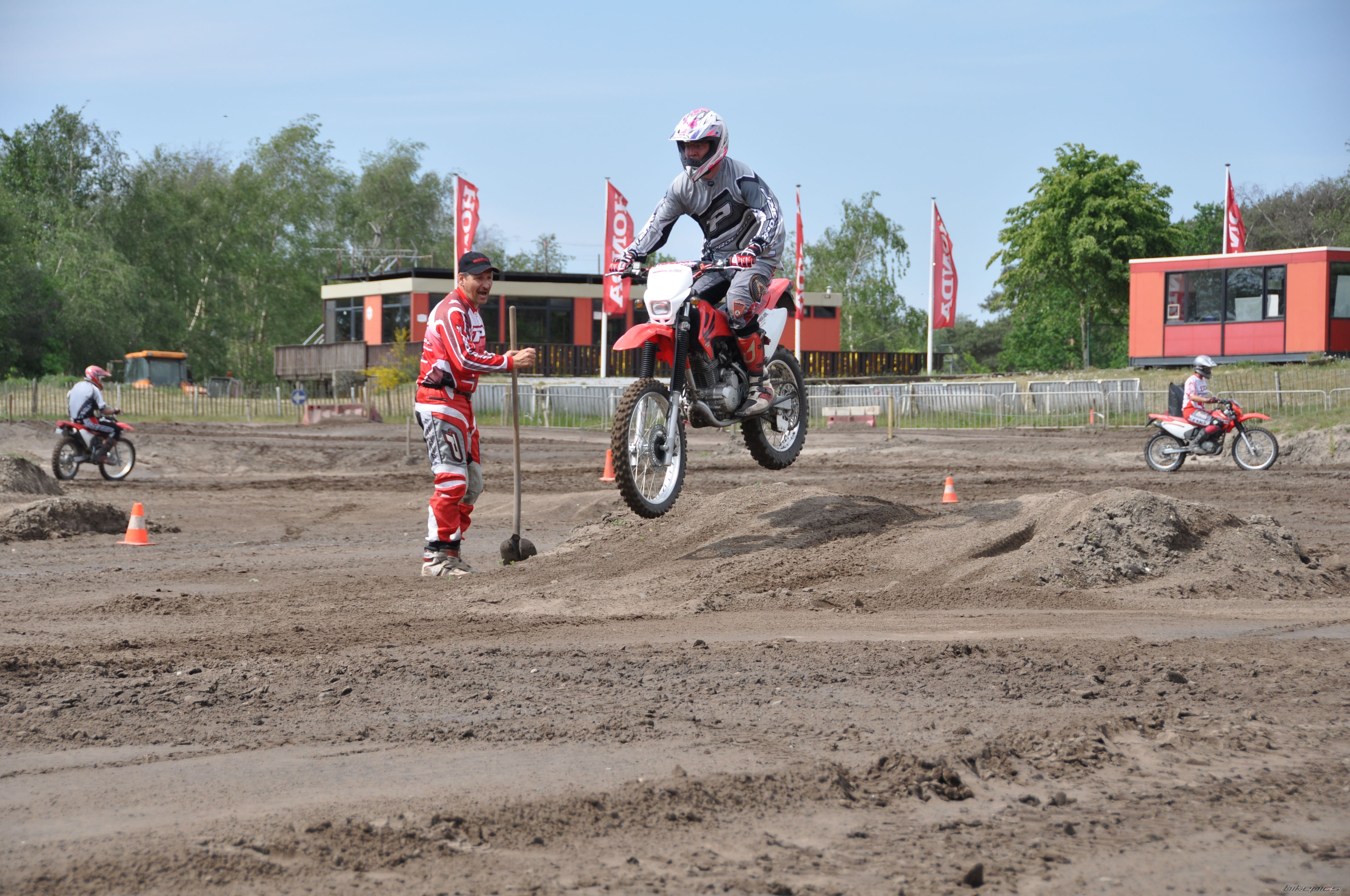 Bike Photo 2204326