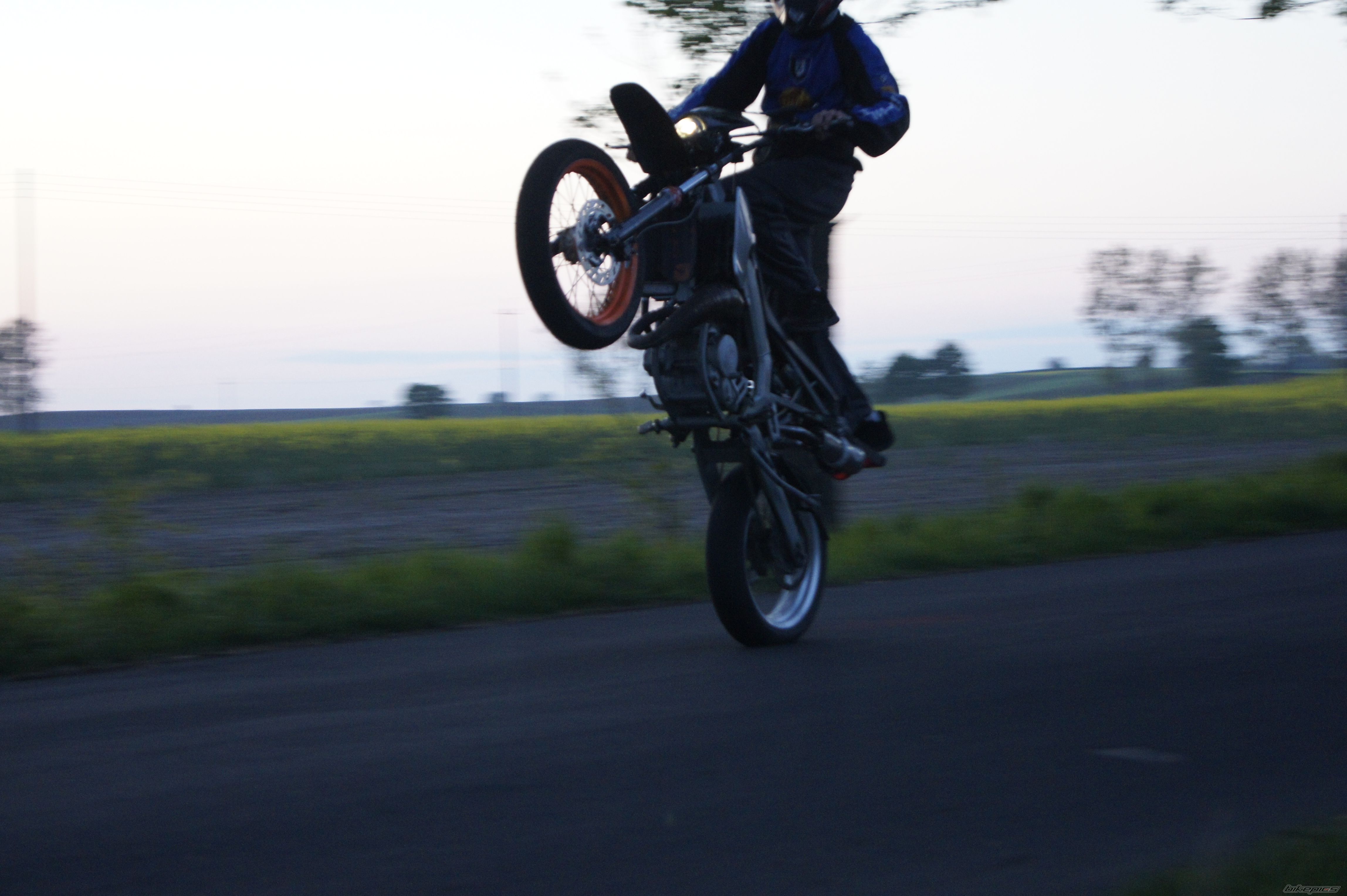 Photo 2204412