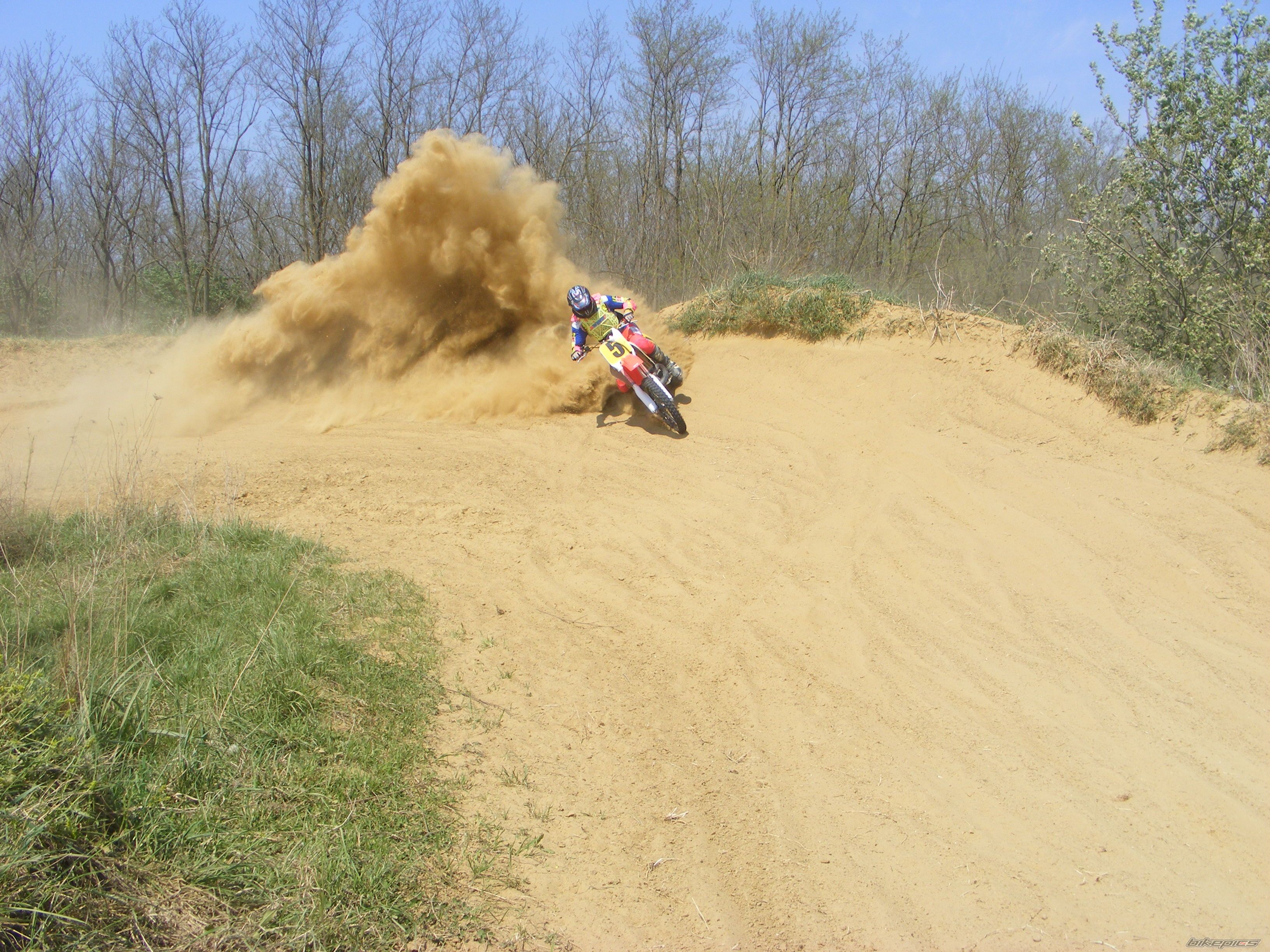 Photo 2204841