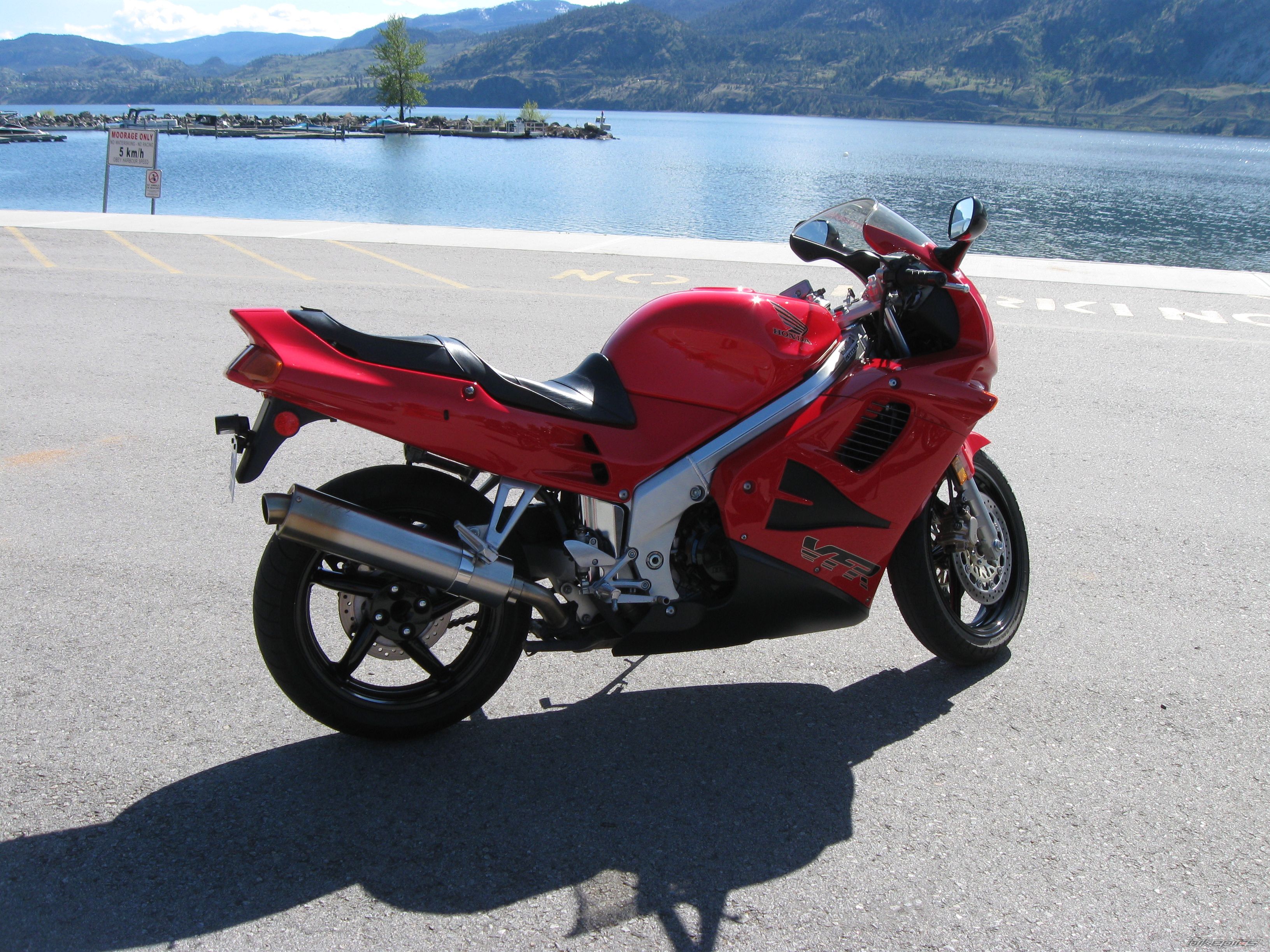 Photo 2204896