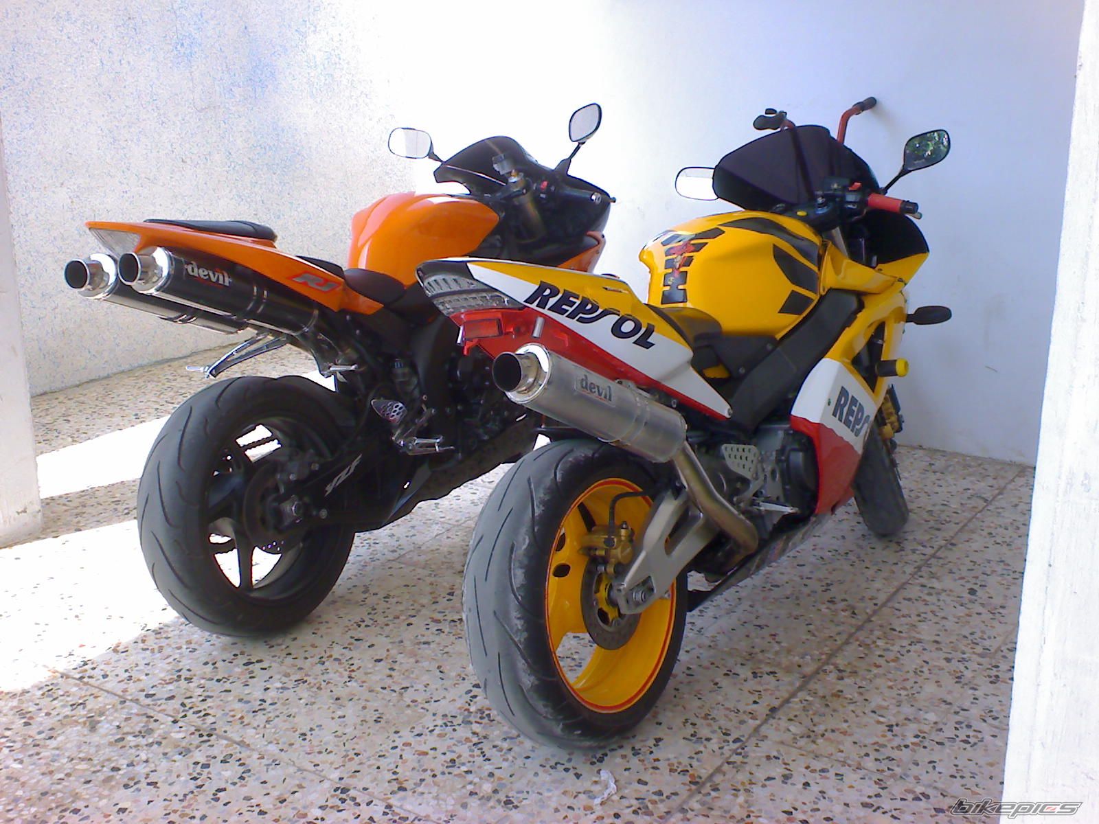 Photo 2204932