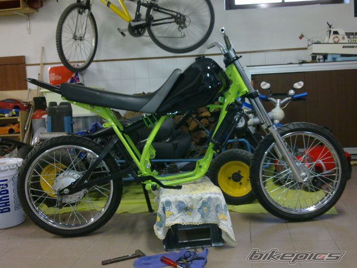 Photo 2205129