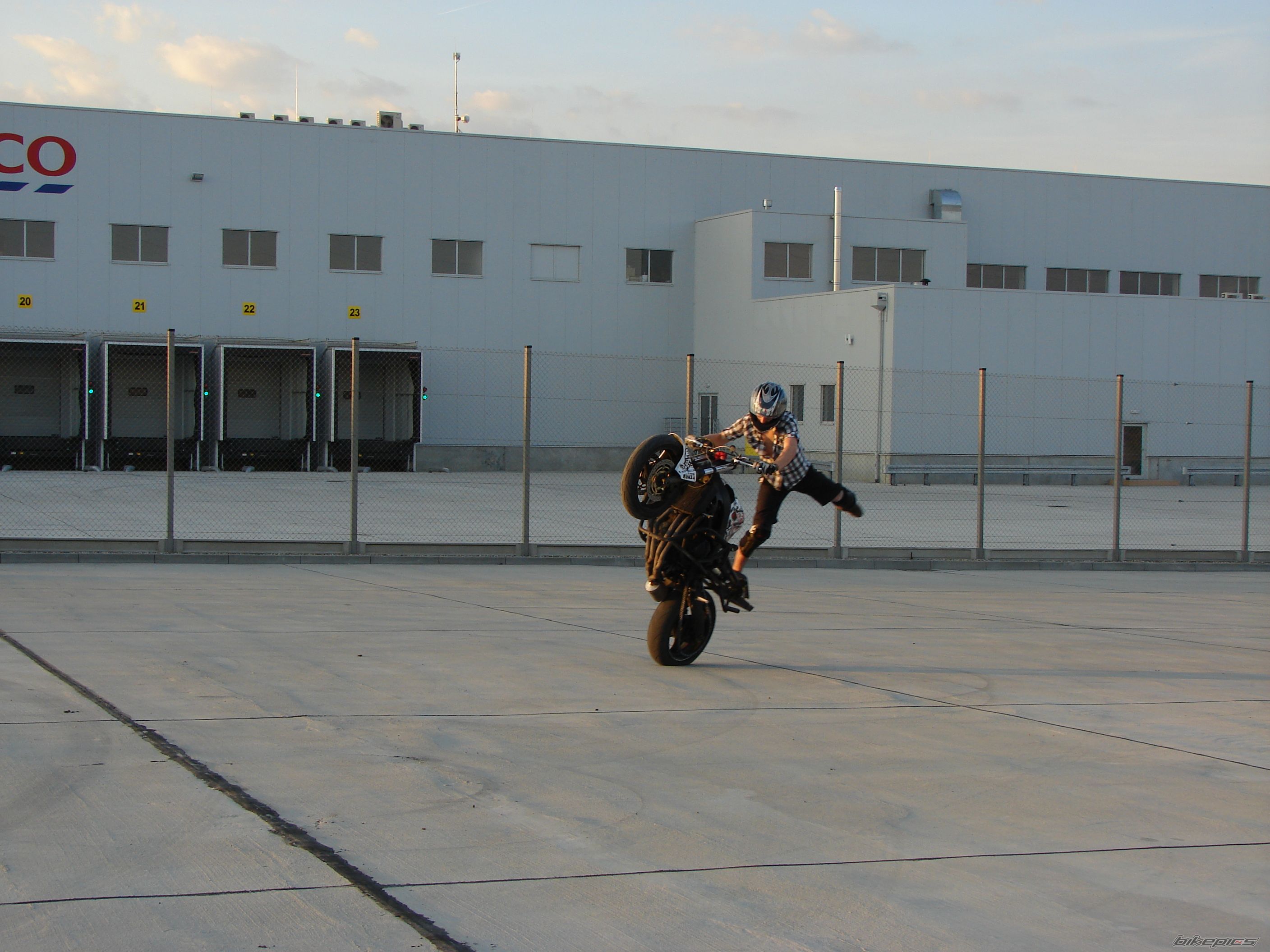Photo 2205872