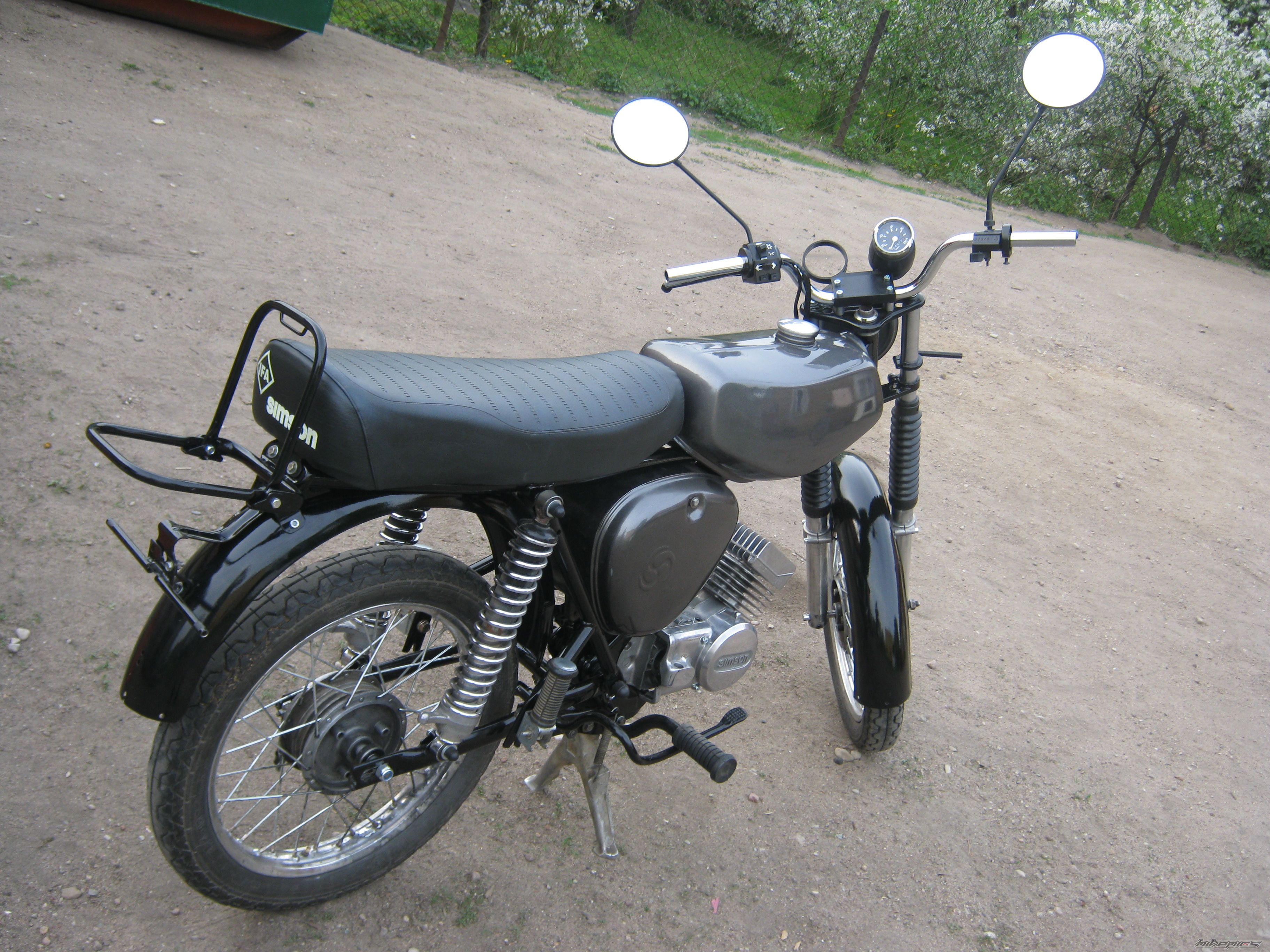 Photo 2205945