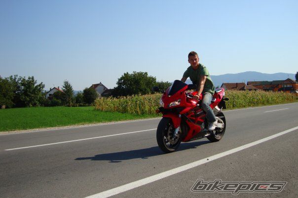 Photo 2207232