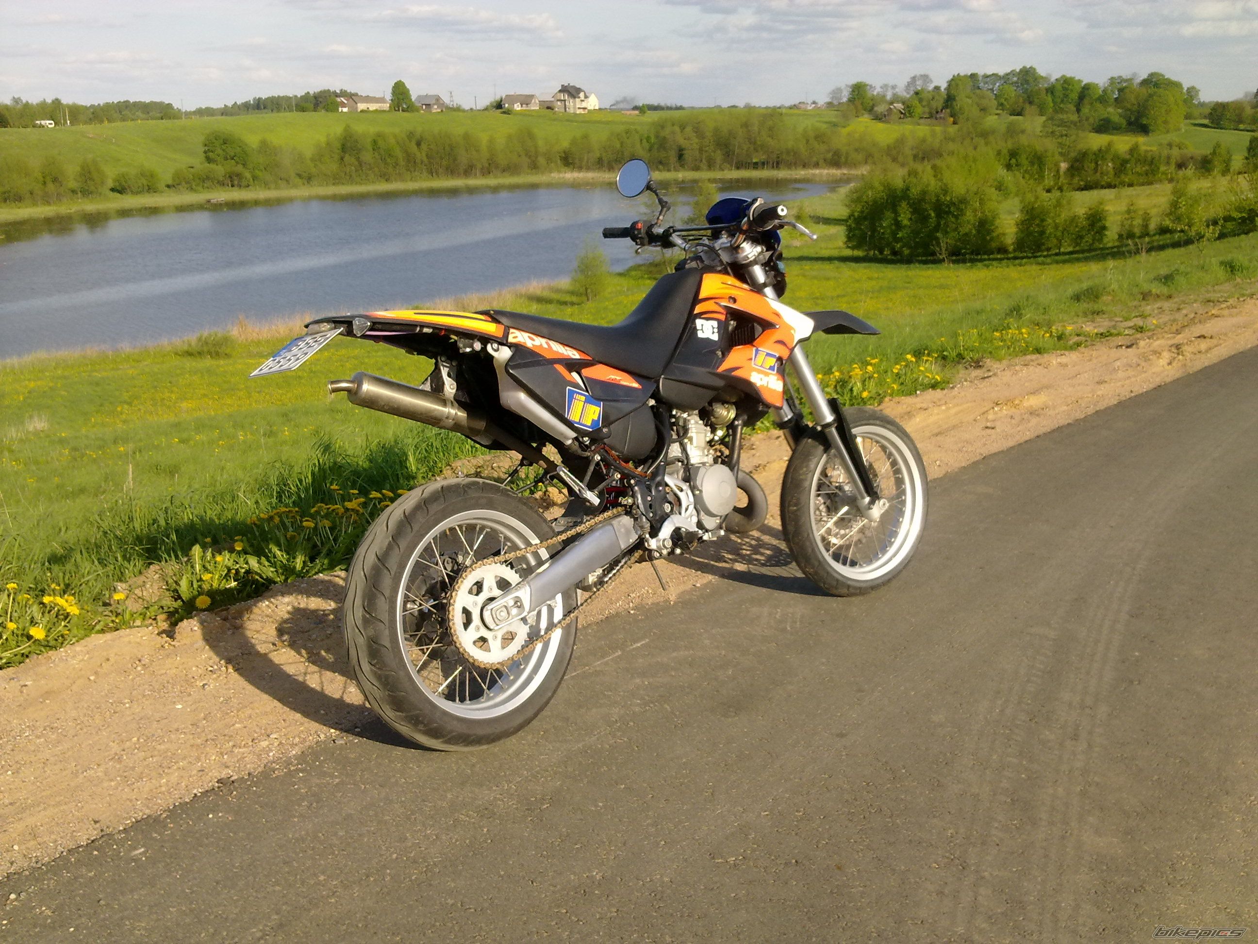 Bike Photo 2207473