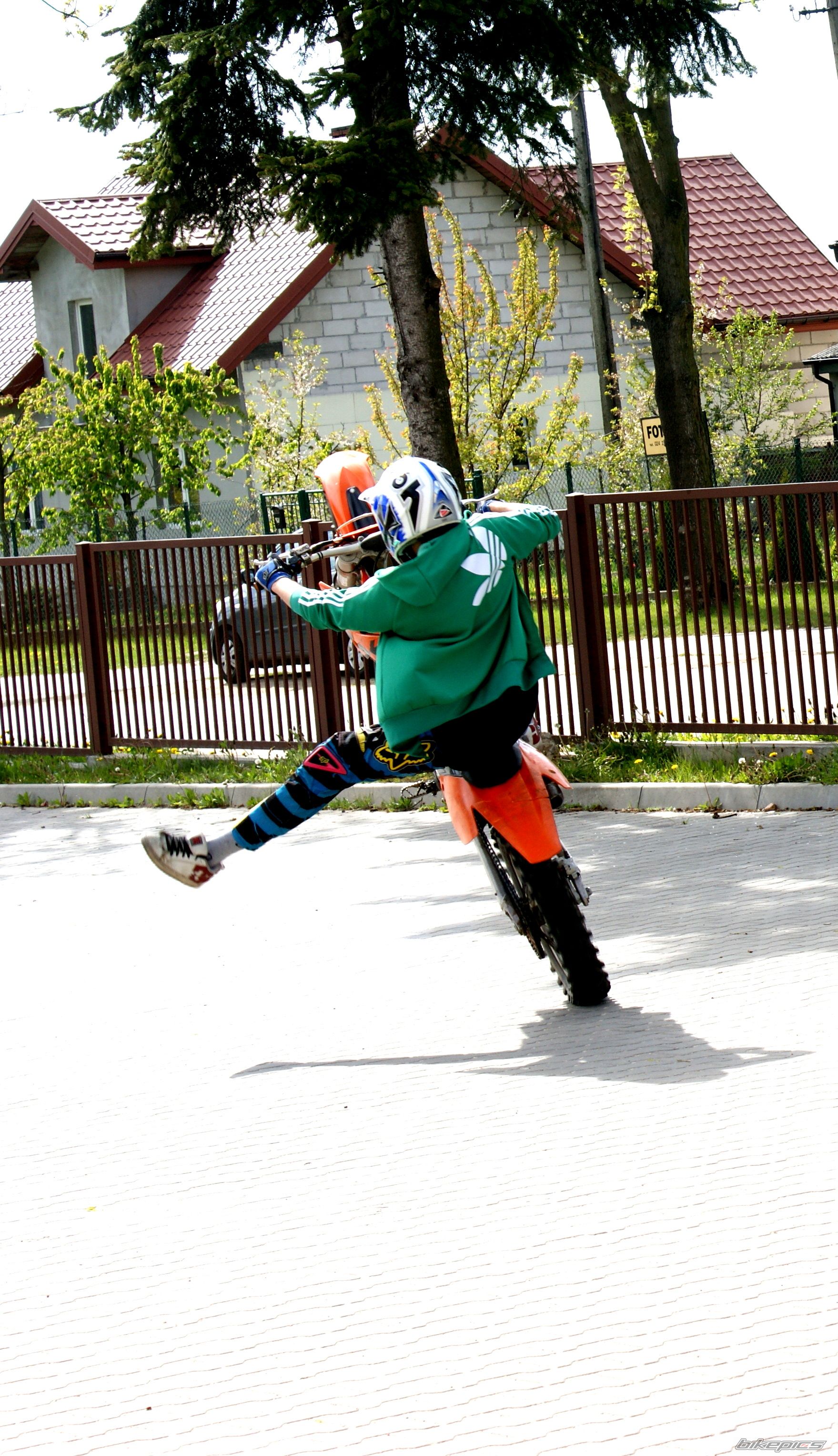 Photo 2207540