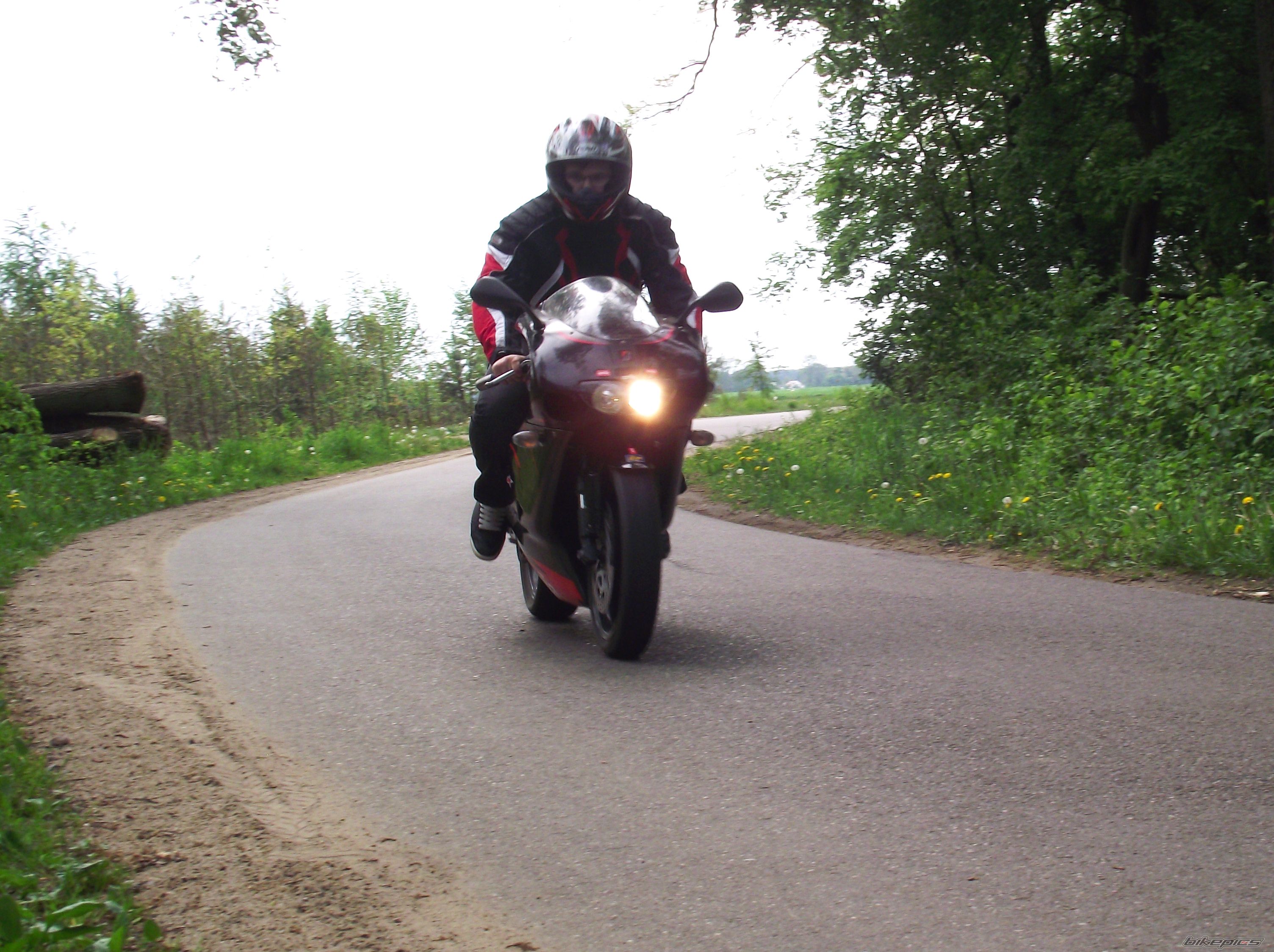 Photo 2207557