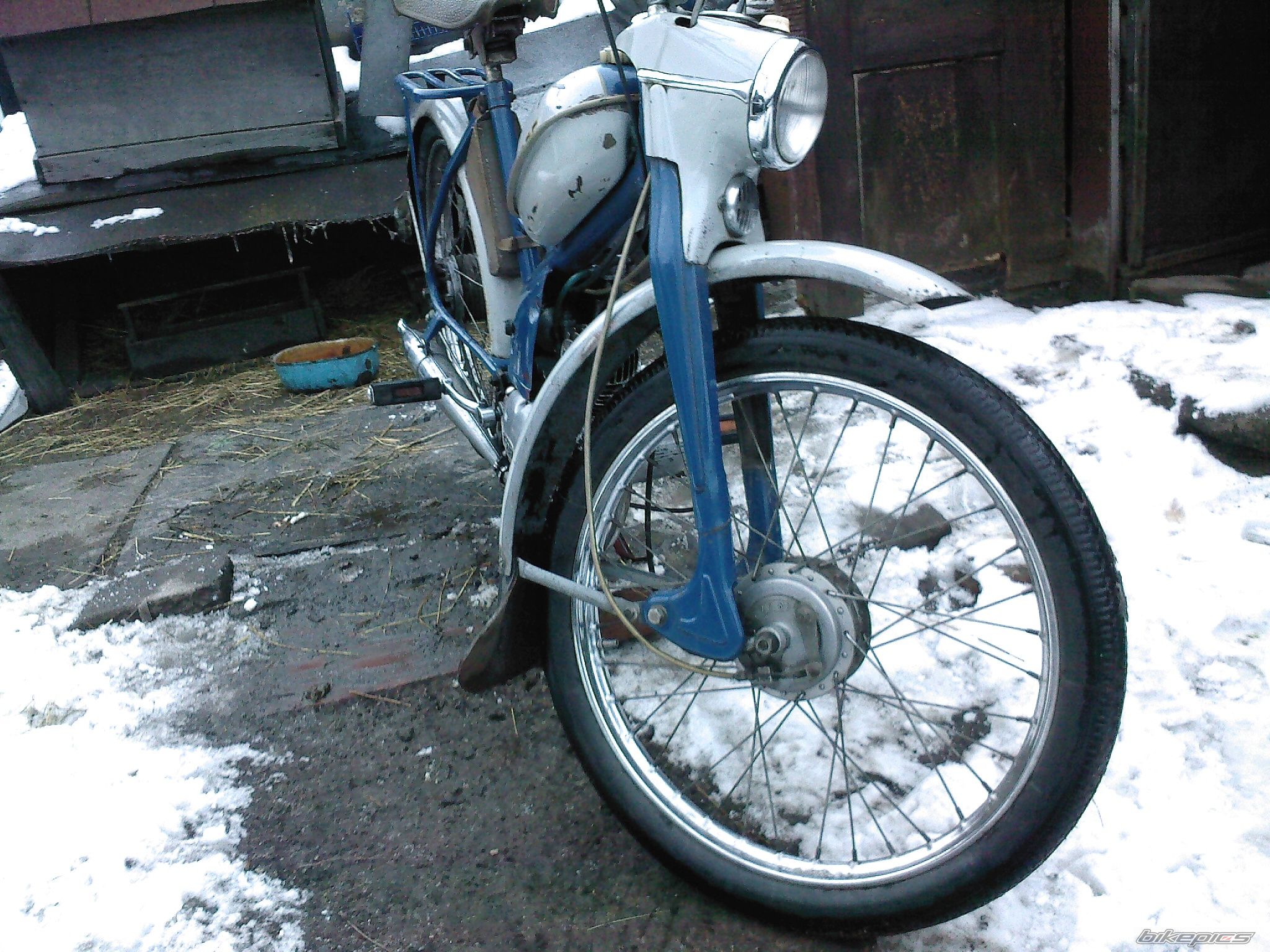Photo 2207577