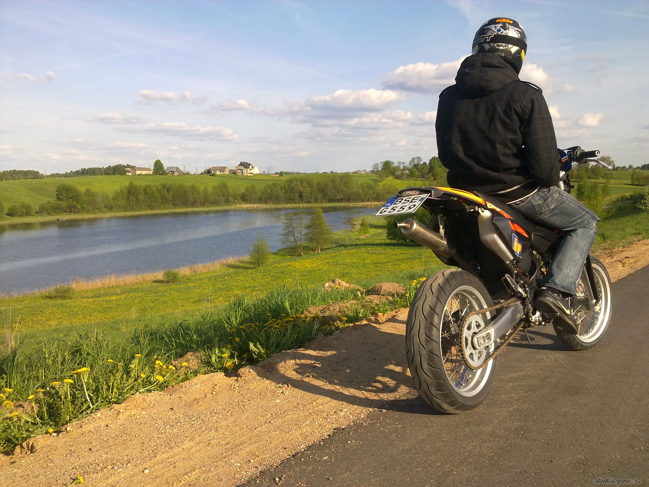Bike Photo 2207691