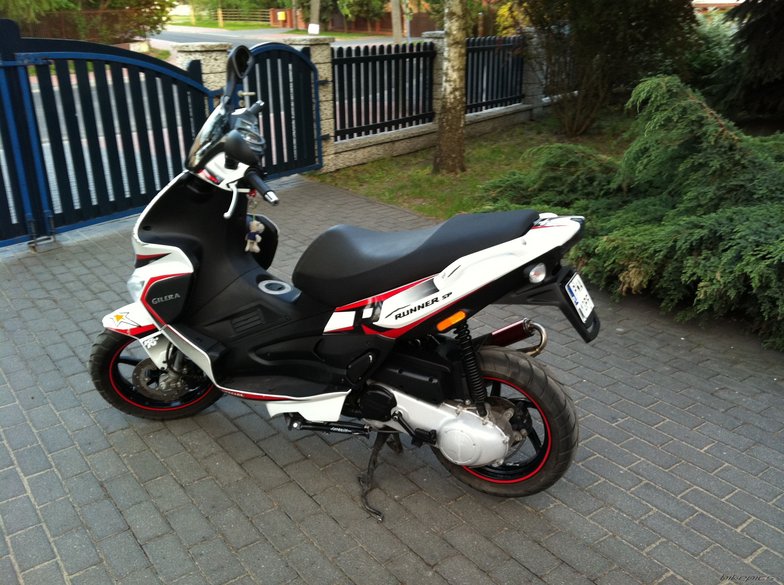 Photo 2207880