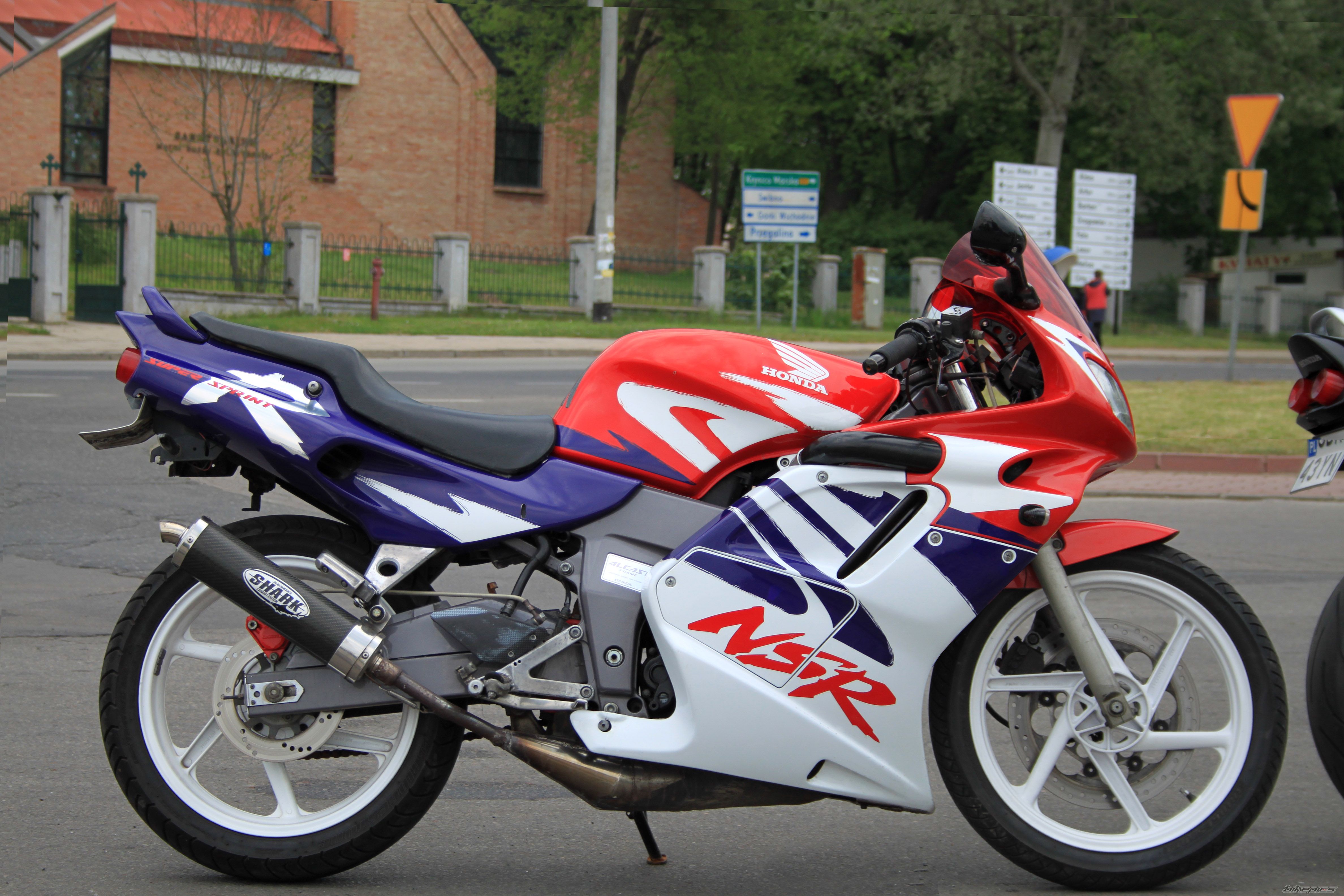 Bike Photo 2208235