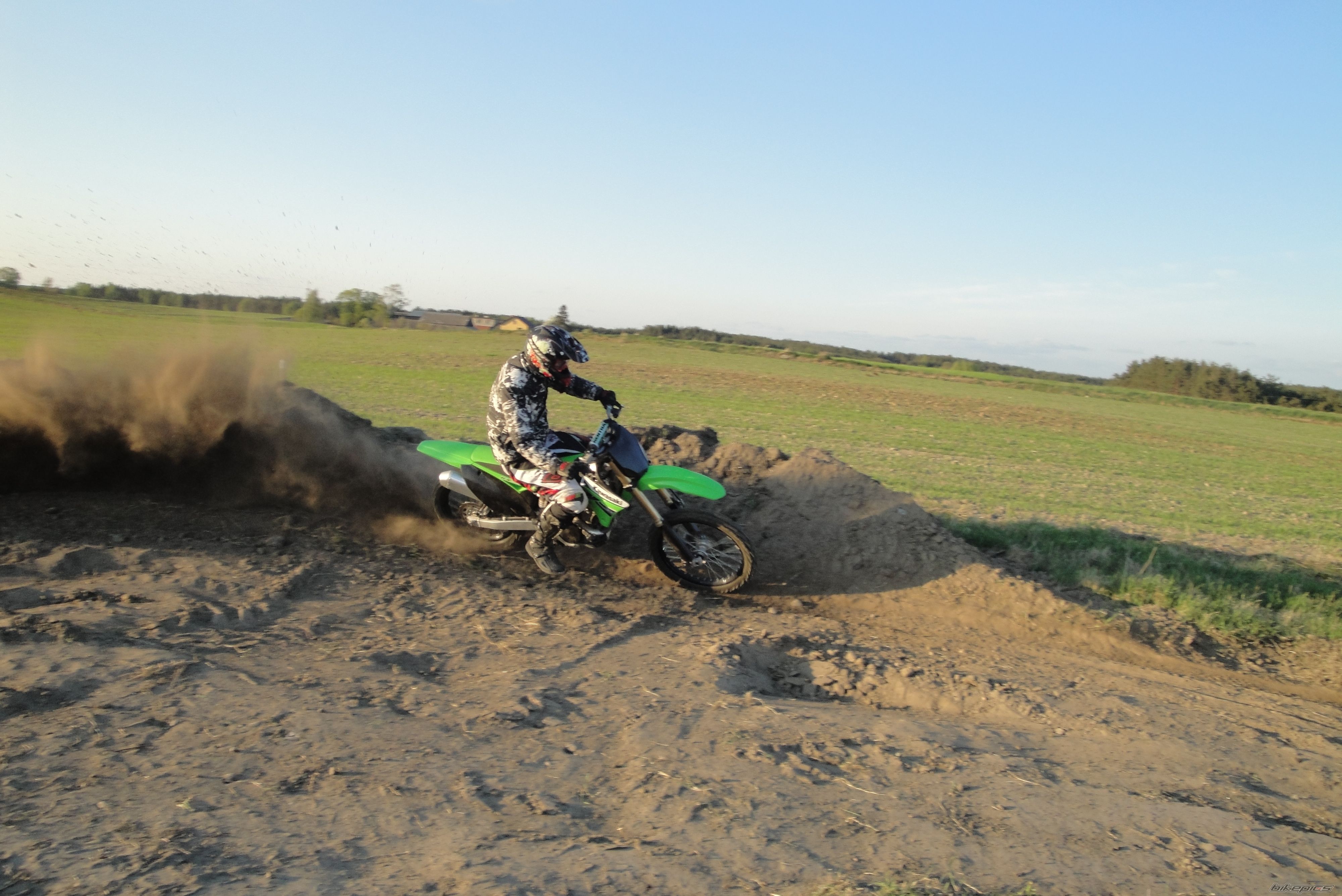 Photo 2208574