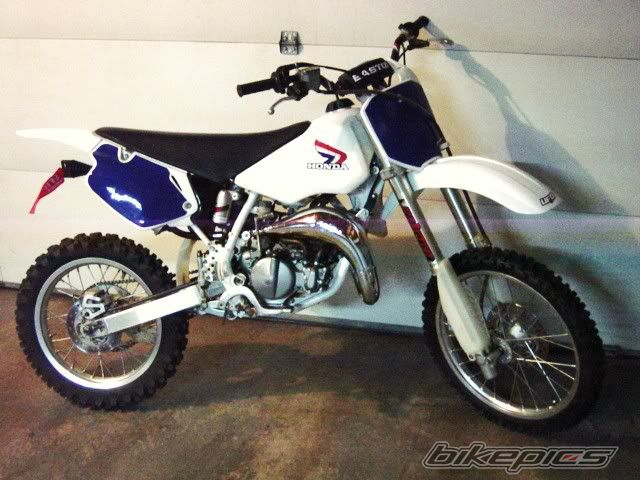 Photo 2208600