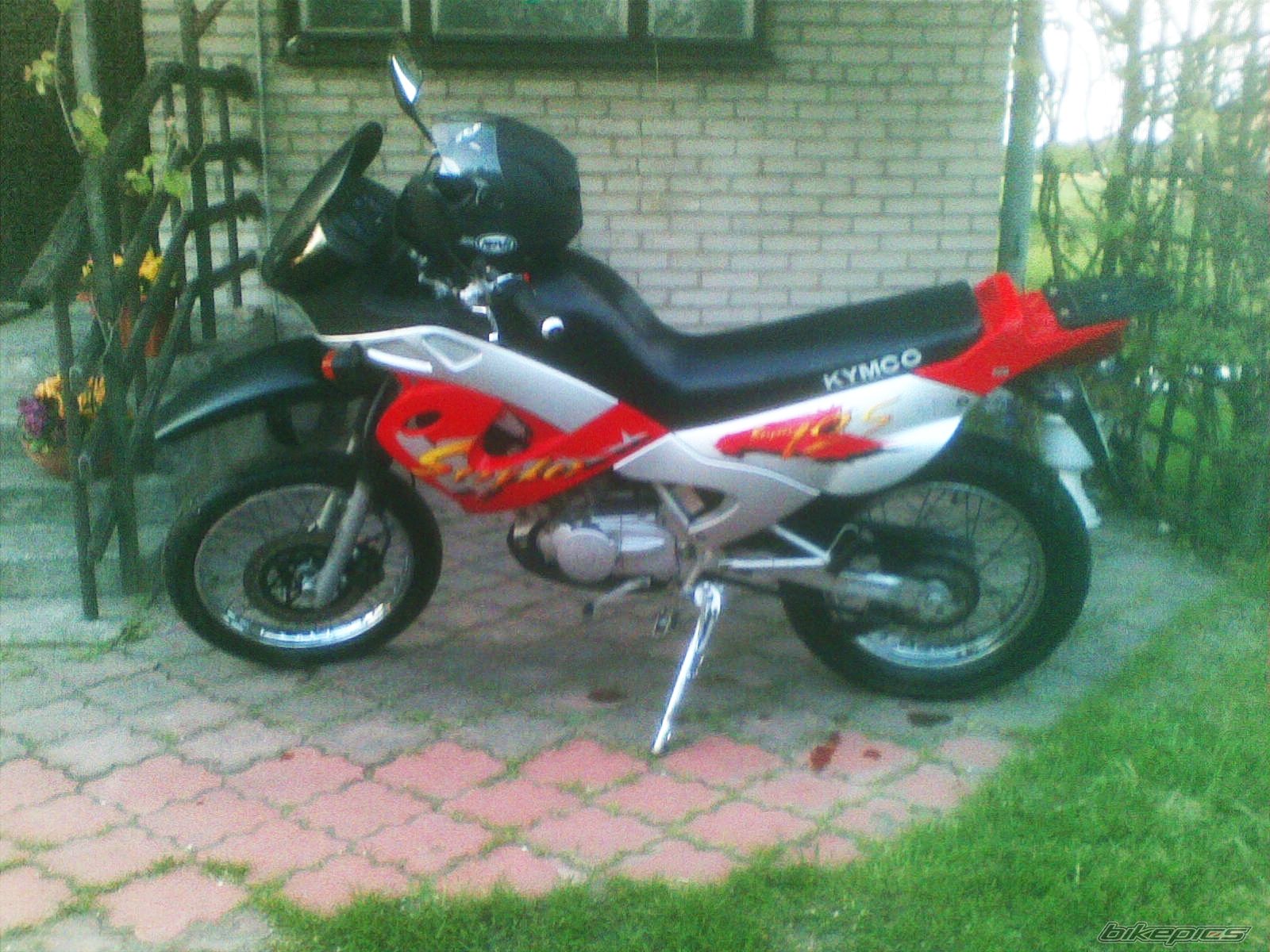 Photo 2208632