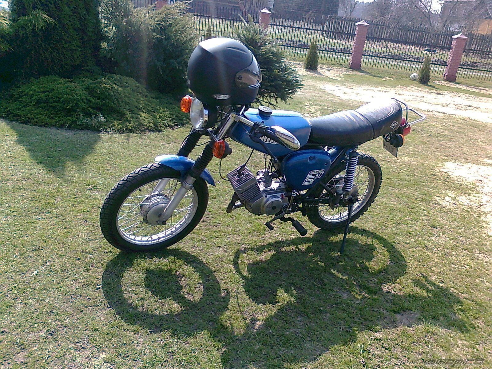 Photo 2209455