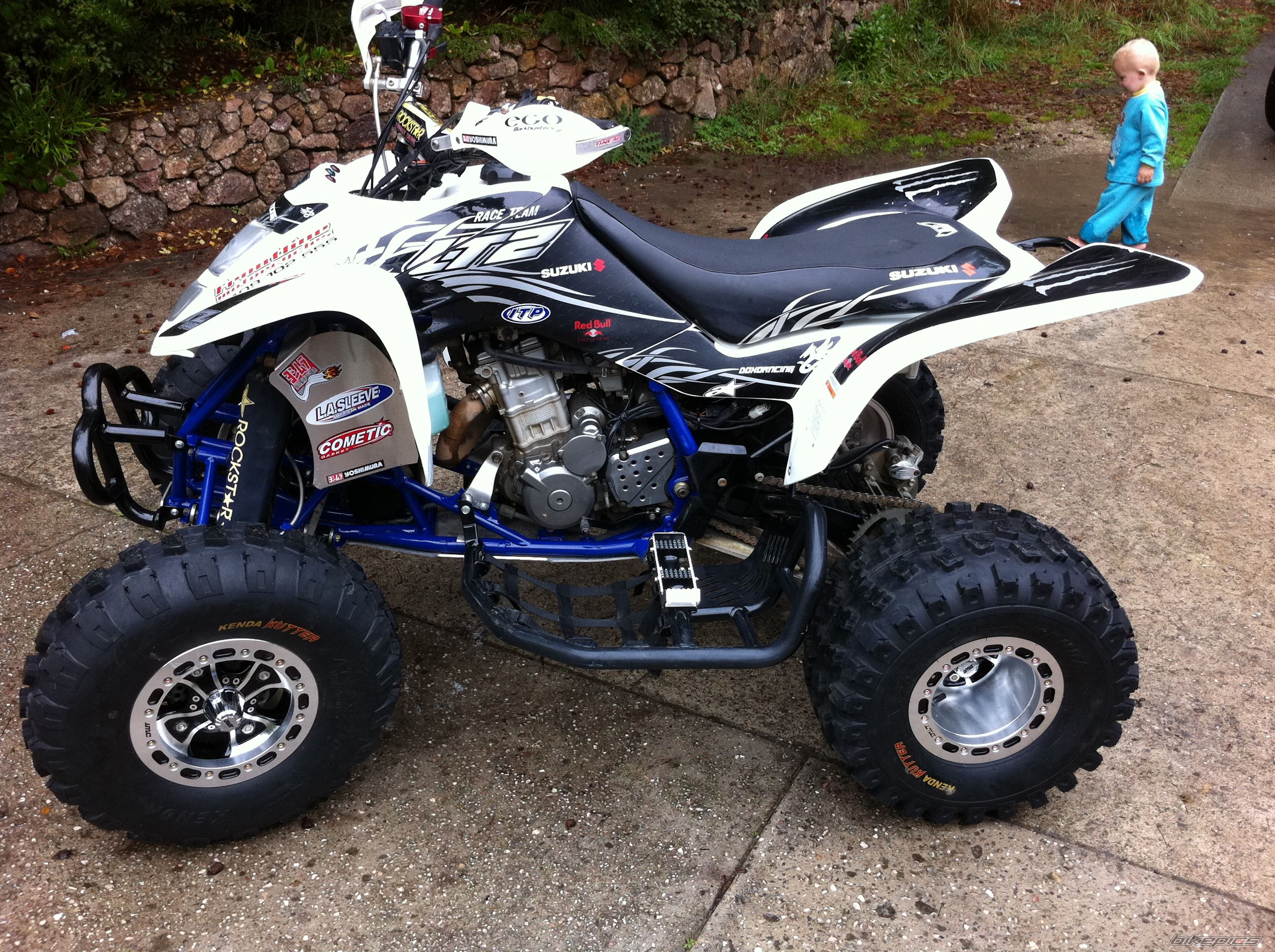 Photo 2209634