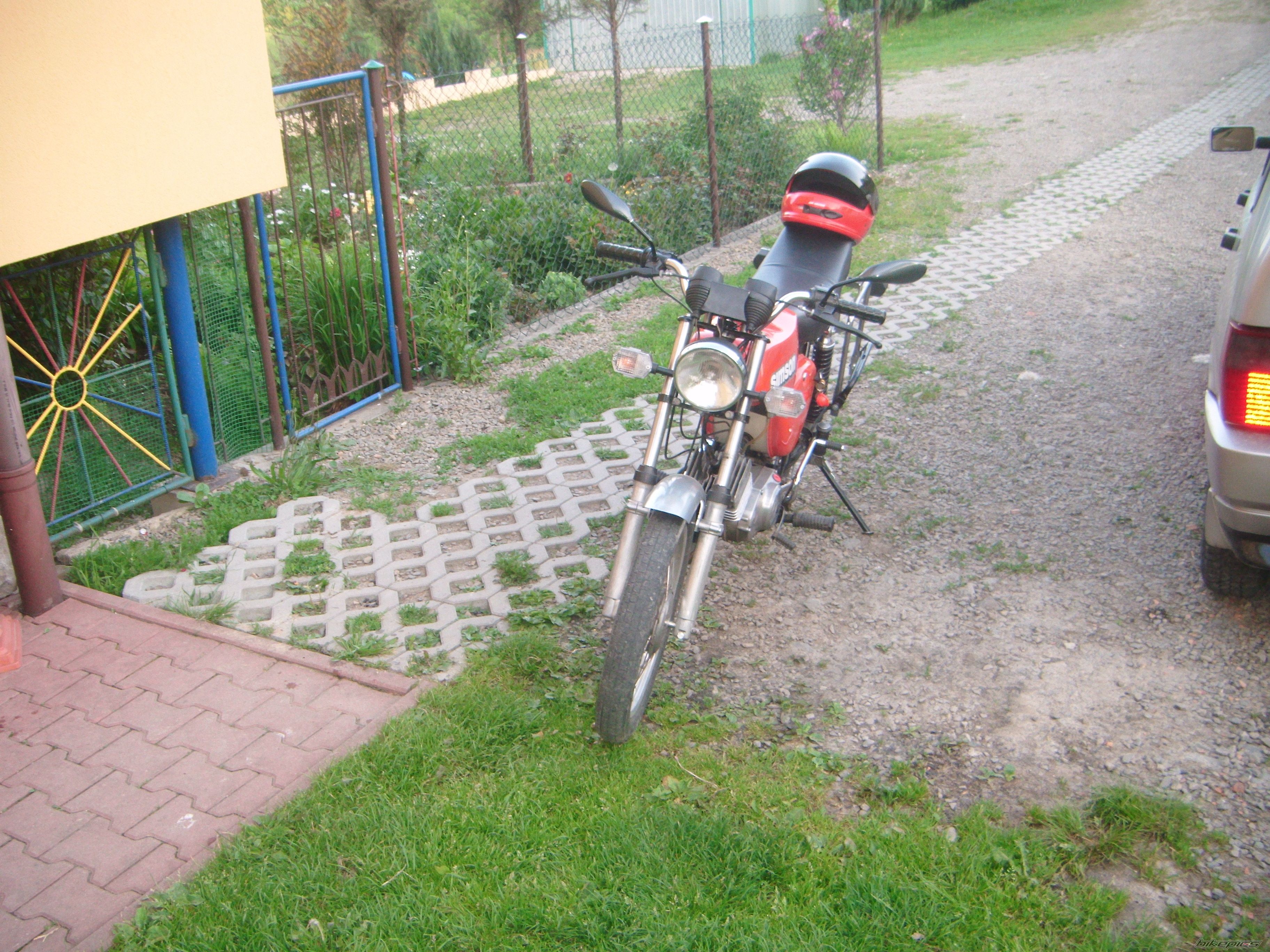 Photo 2209912