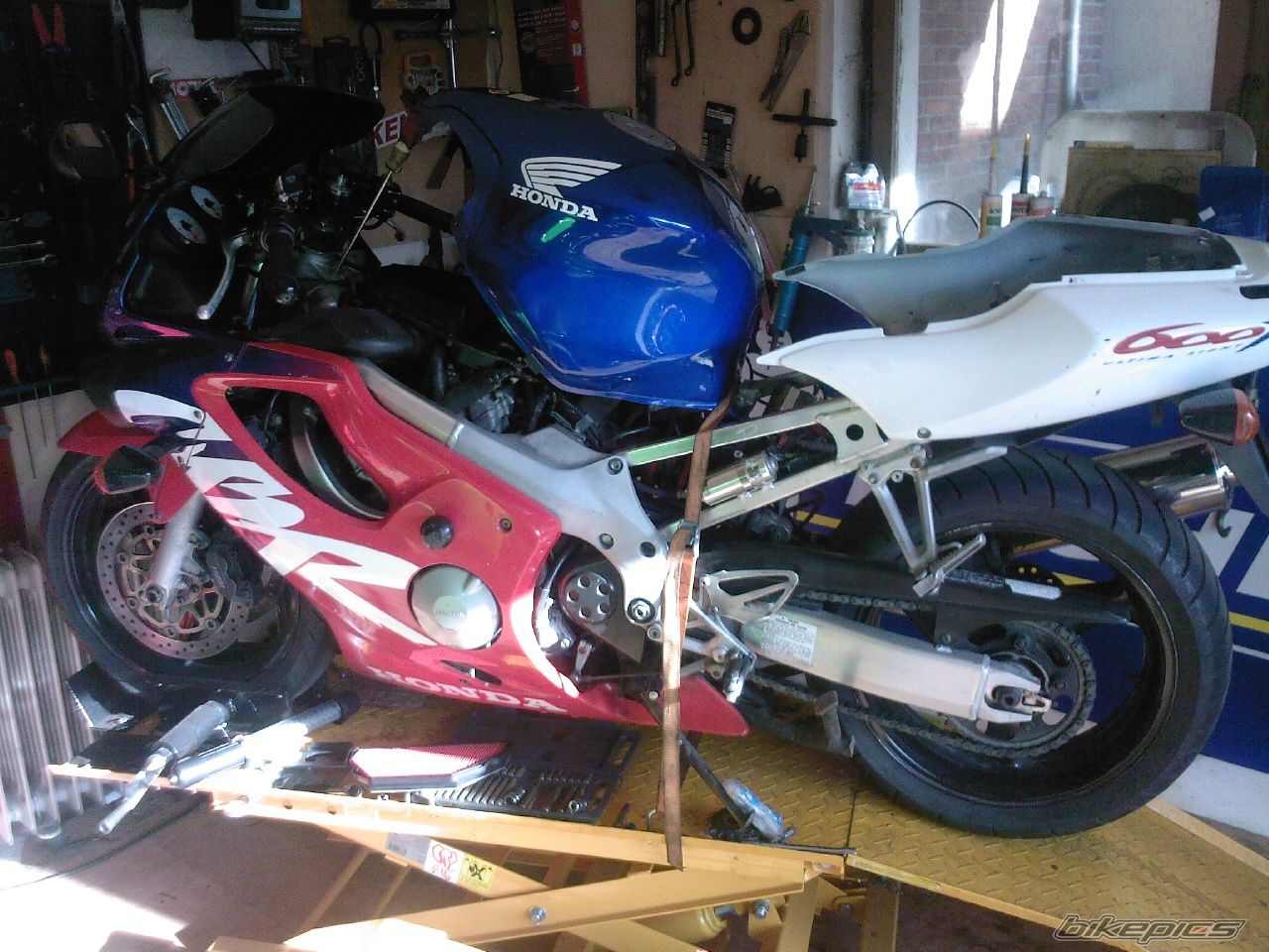 Photo 2210756