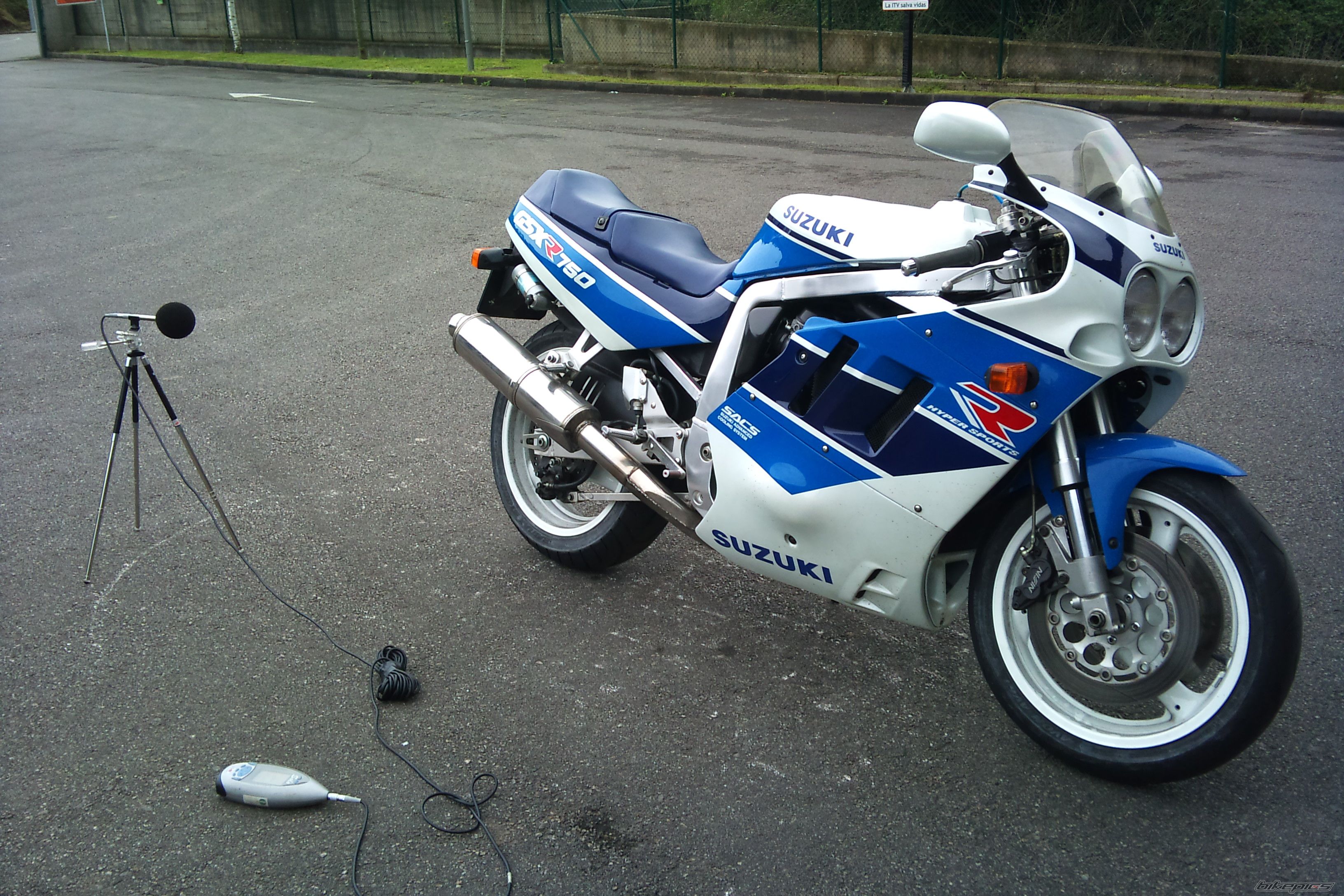 Photo 2210939