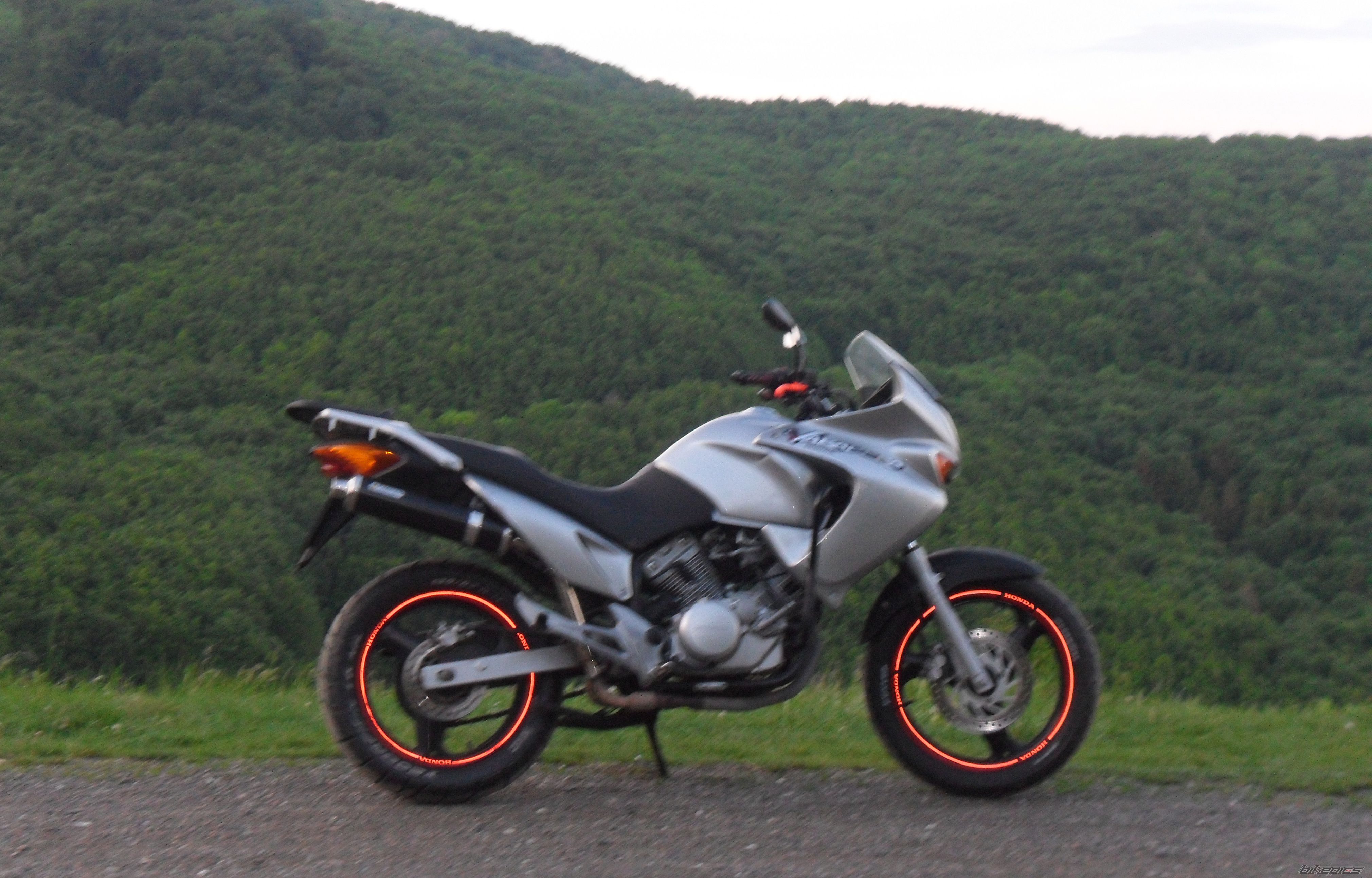 Photo 2211376