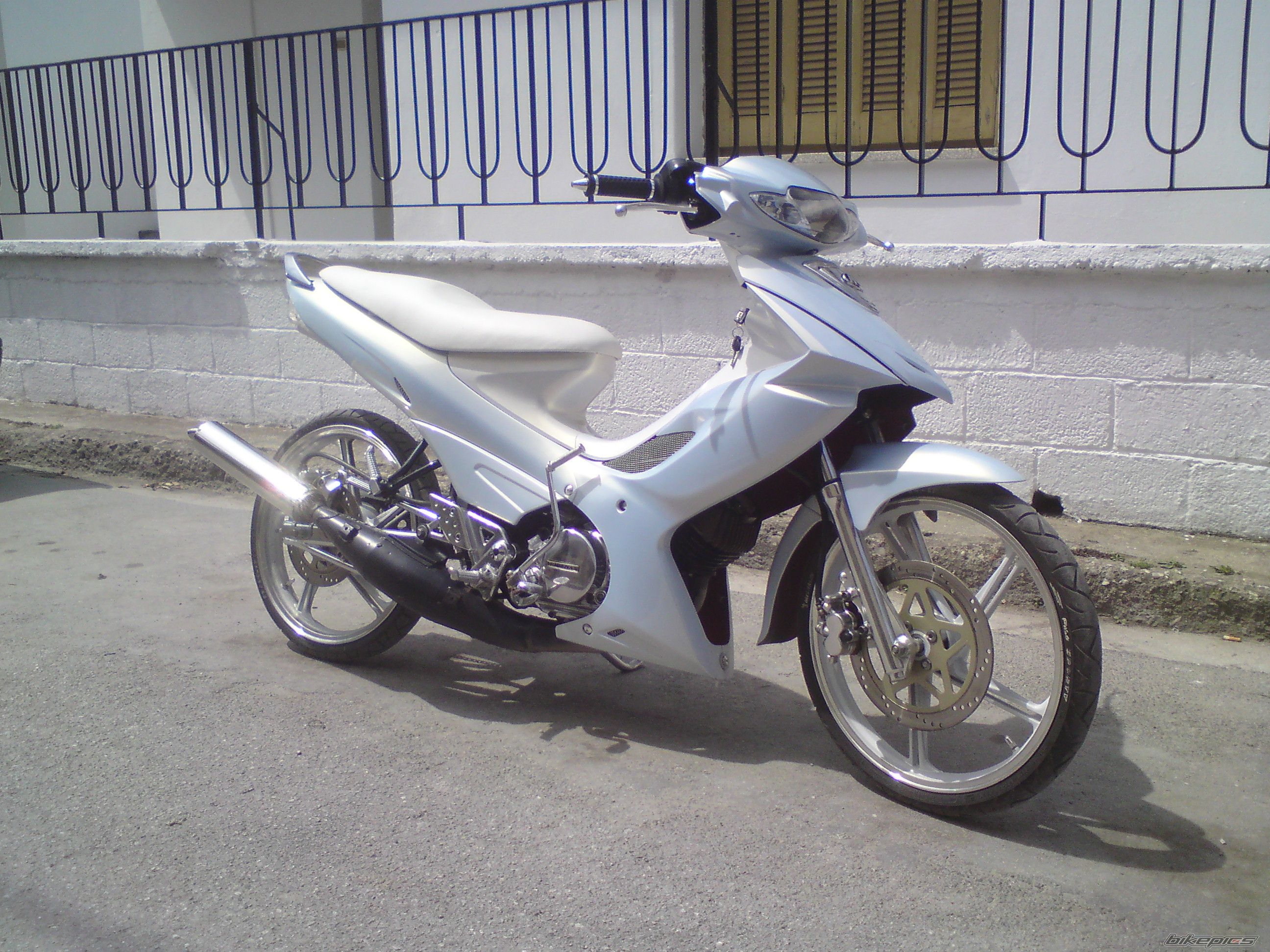 Photo 2213139