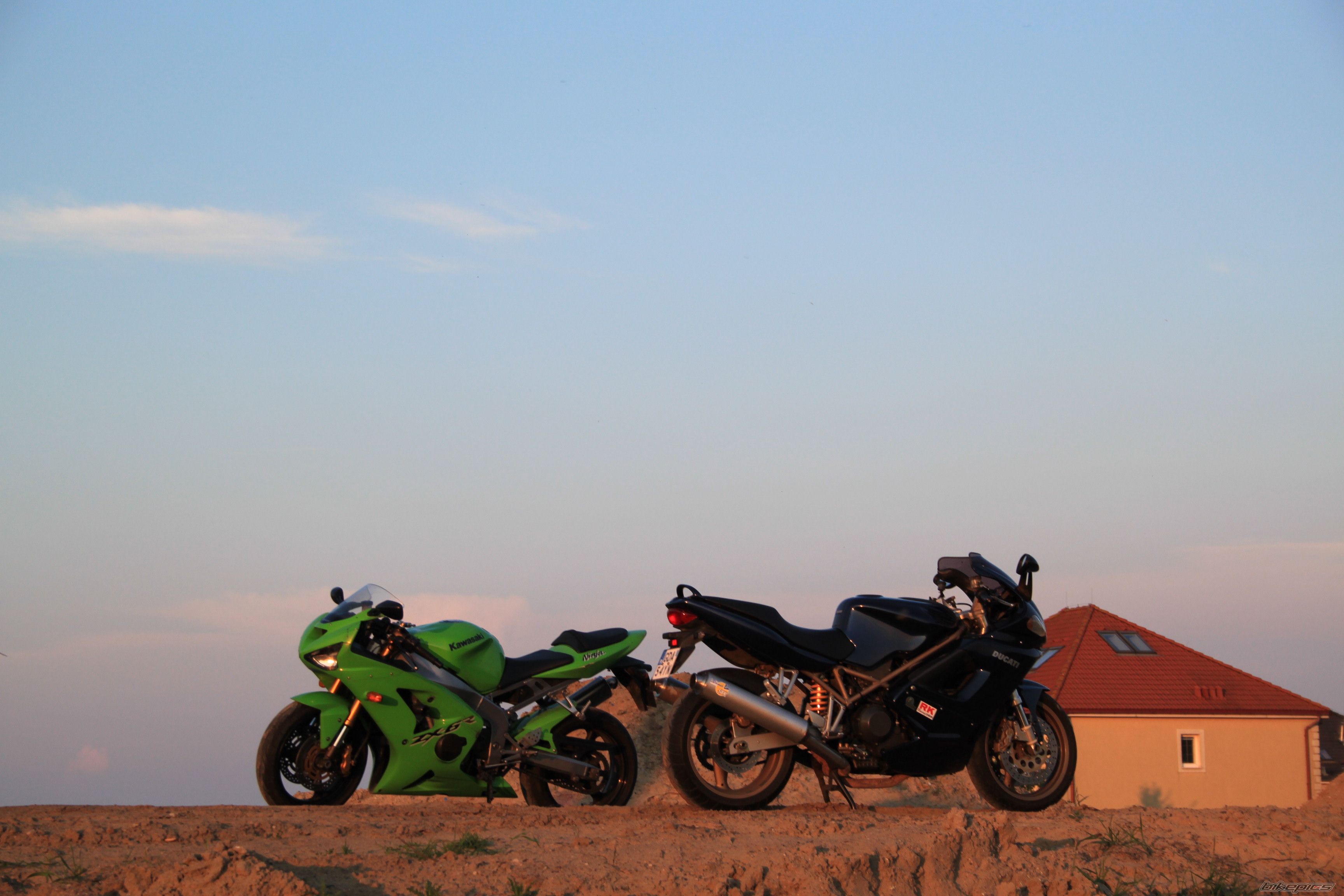 Photo 2213683