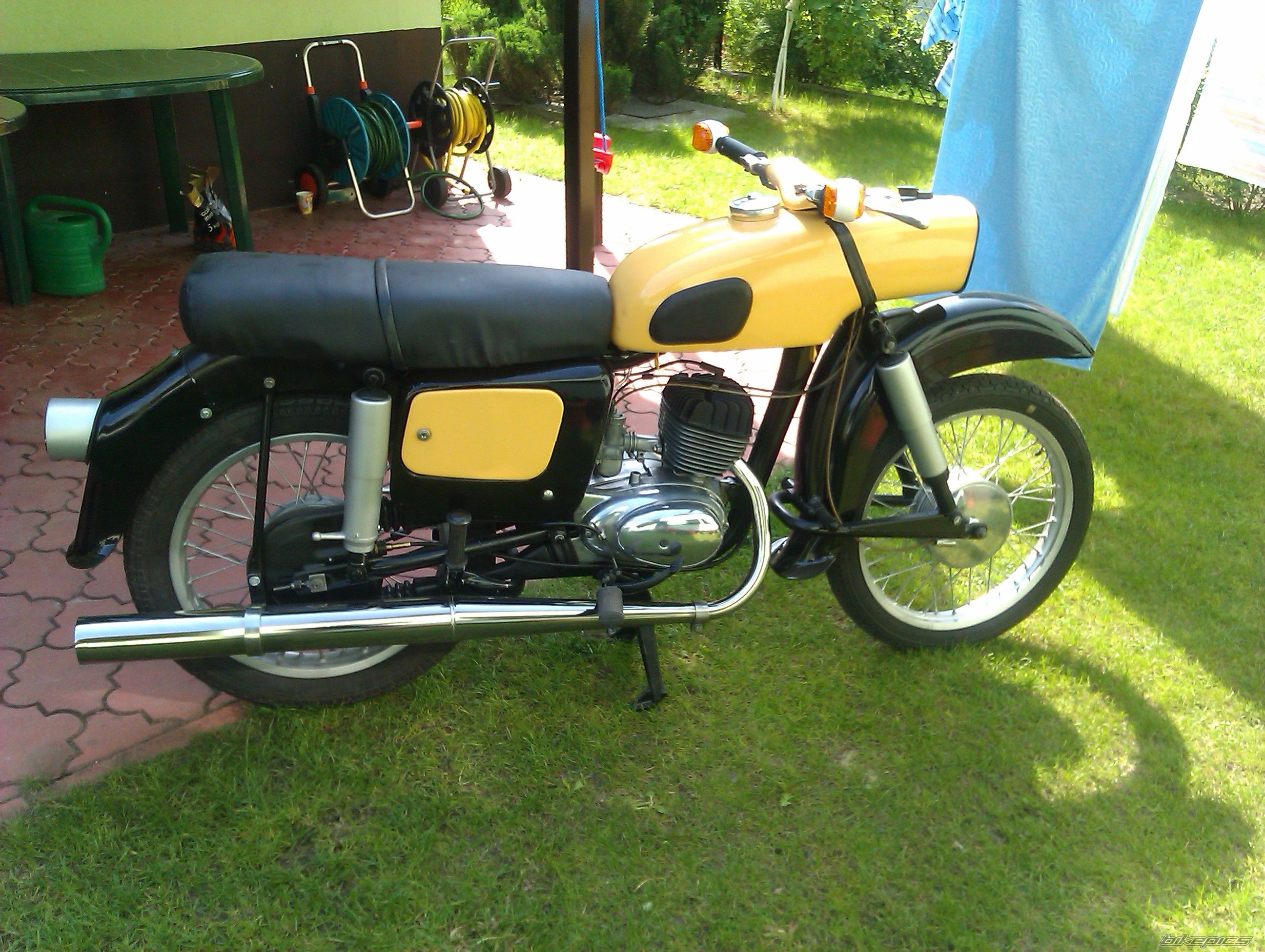 Photo 2213899